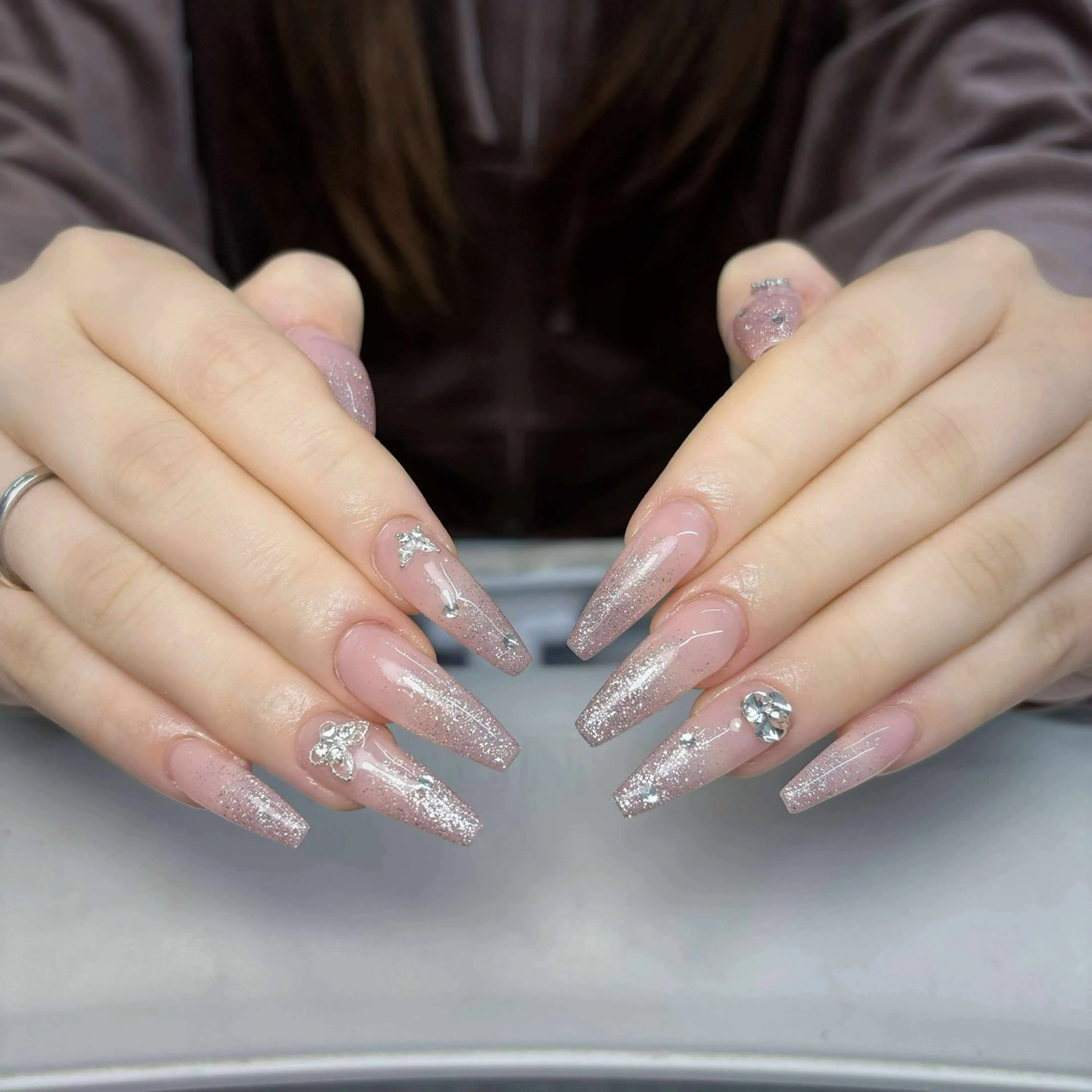 ネイル アートネイル フレンチネイル ジェルネイル キラキラネイル 韓国ネイル ハンドネイル ハンドケア Nova Nail Nambaのネイルデザイン