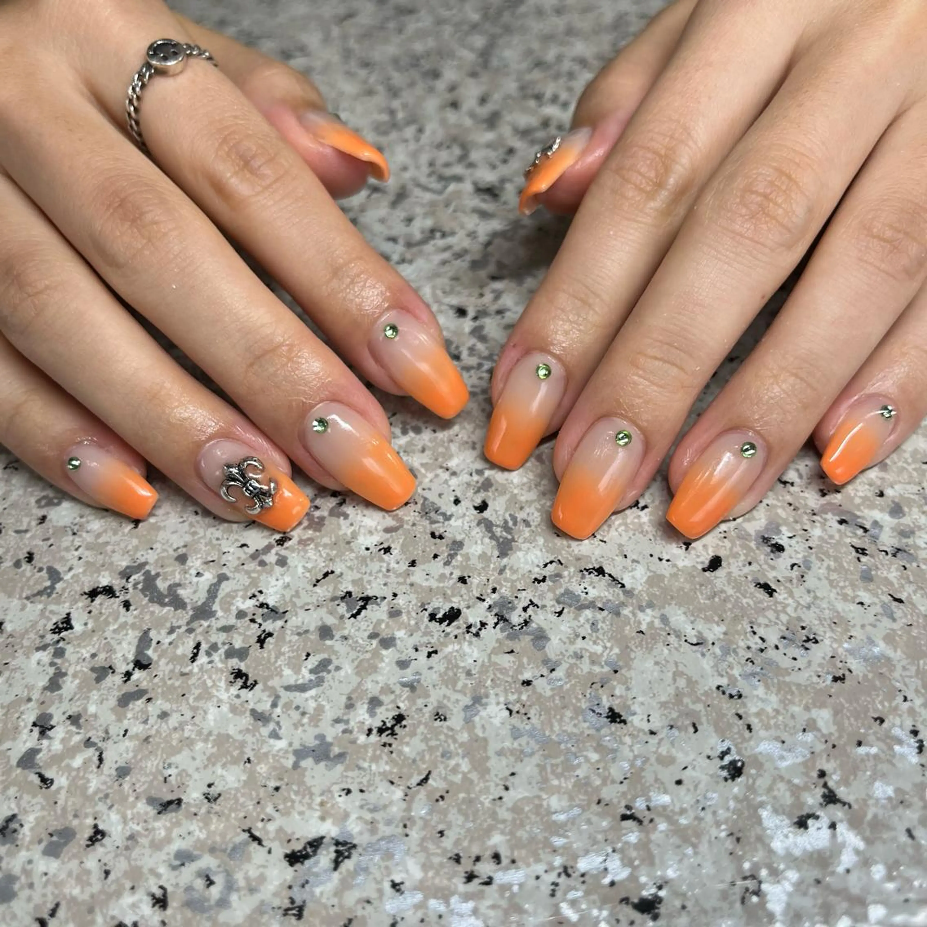 ネイル nailsalon maluriのネイルデザイン
