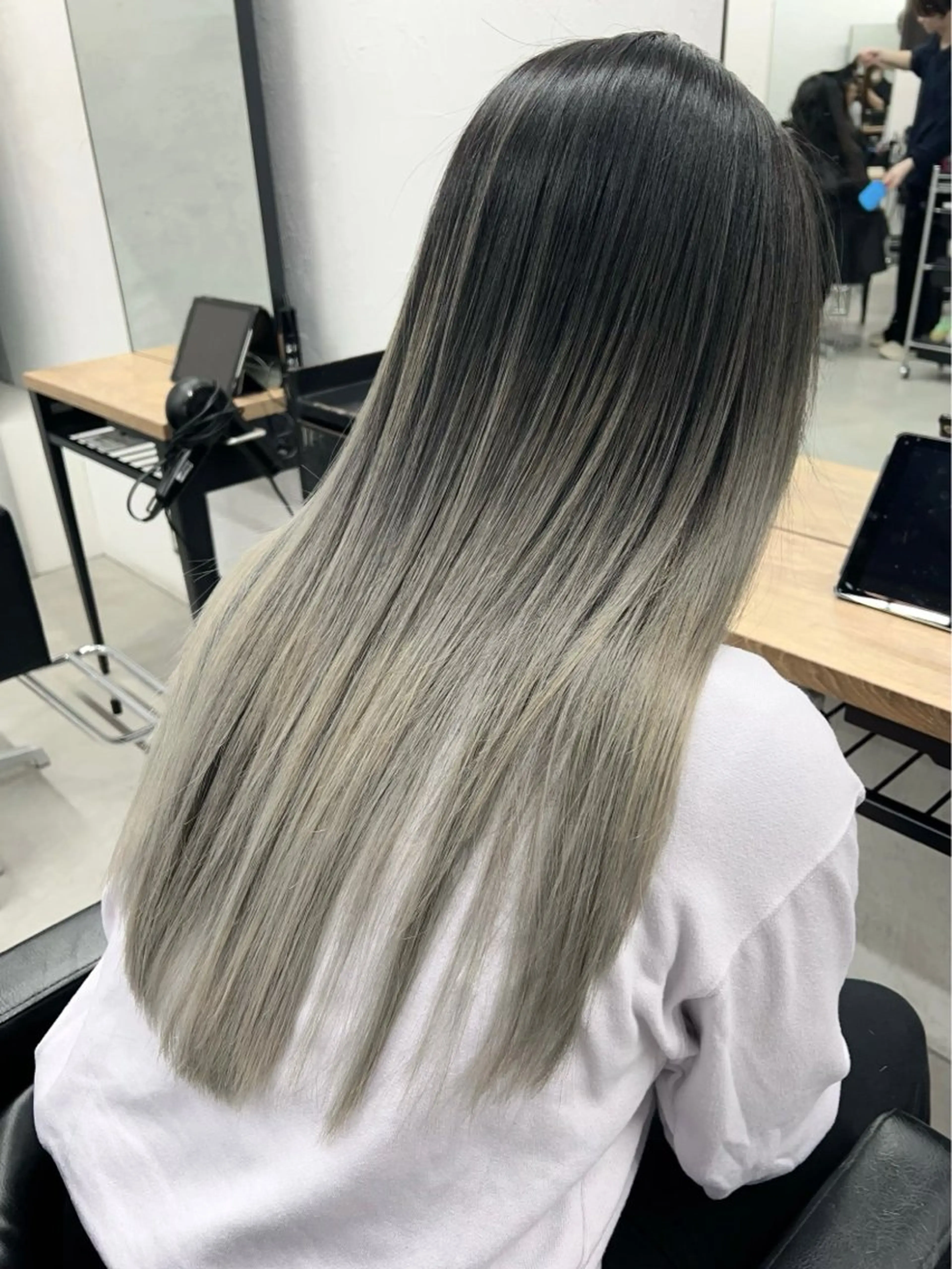 【当日予約不可】 💖カット+バレイヤージュ+トリートメント💖 ※詳細必読の写真