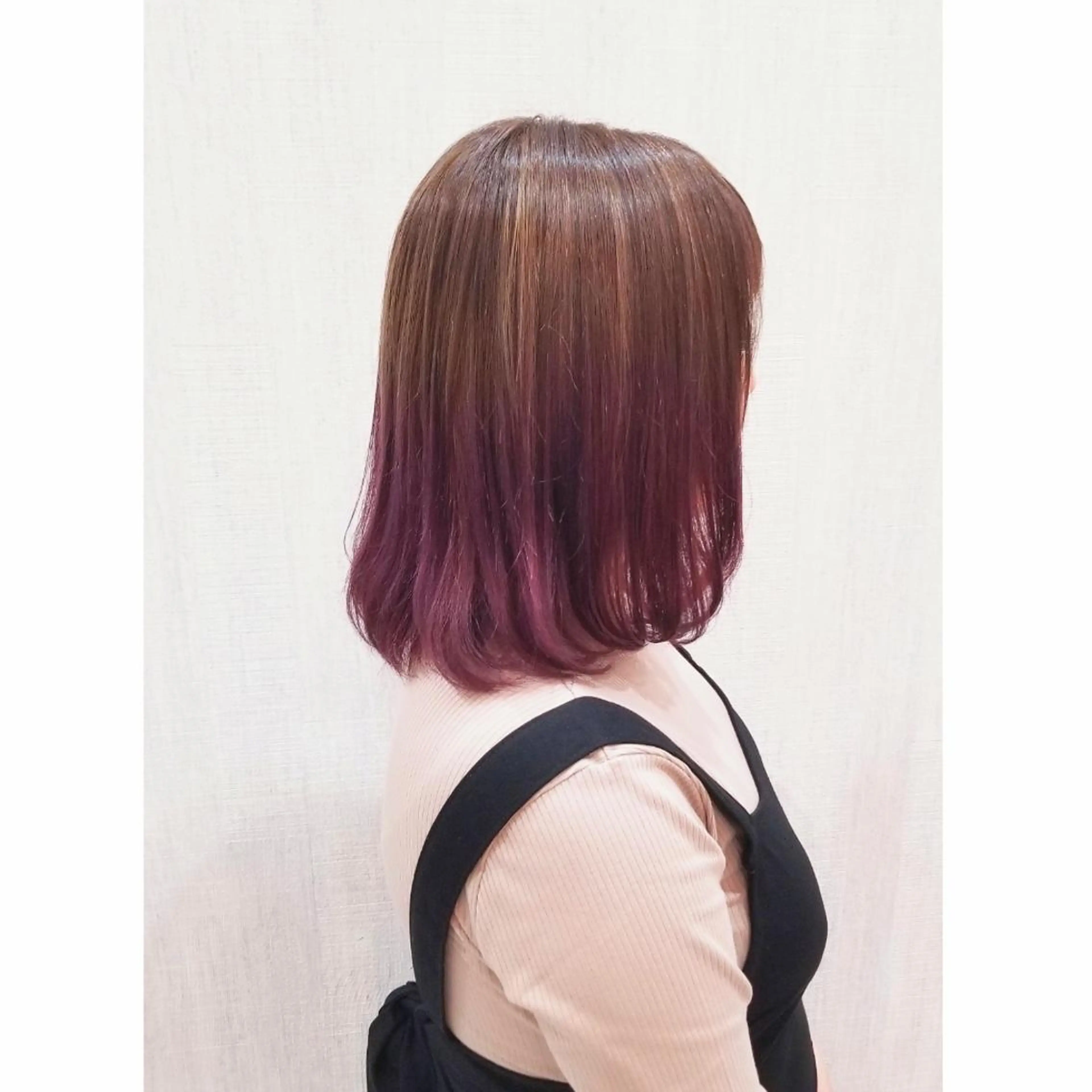ミディアム カラー カシス カット ヘアカラー ✂韓国ヘア髪質改善 レイヤー代表西村功平のヘアスタイル