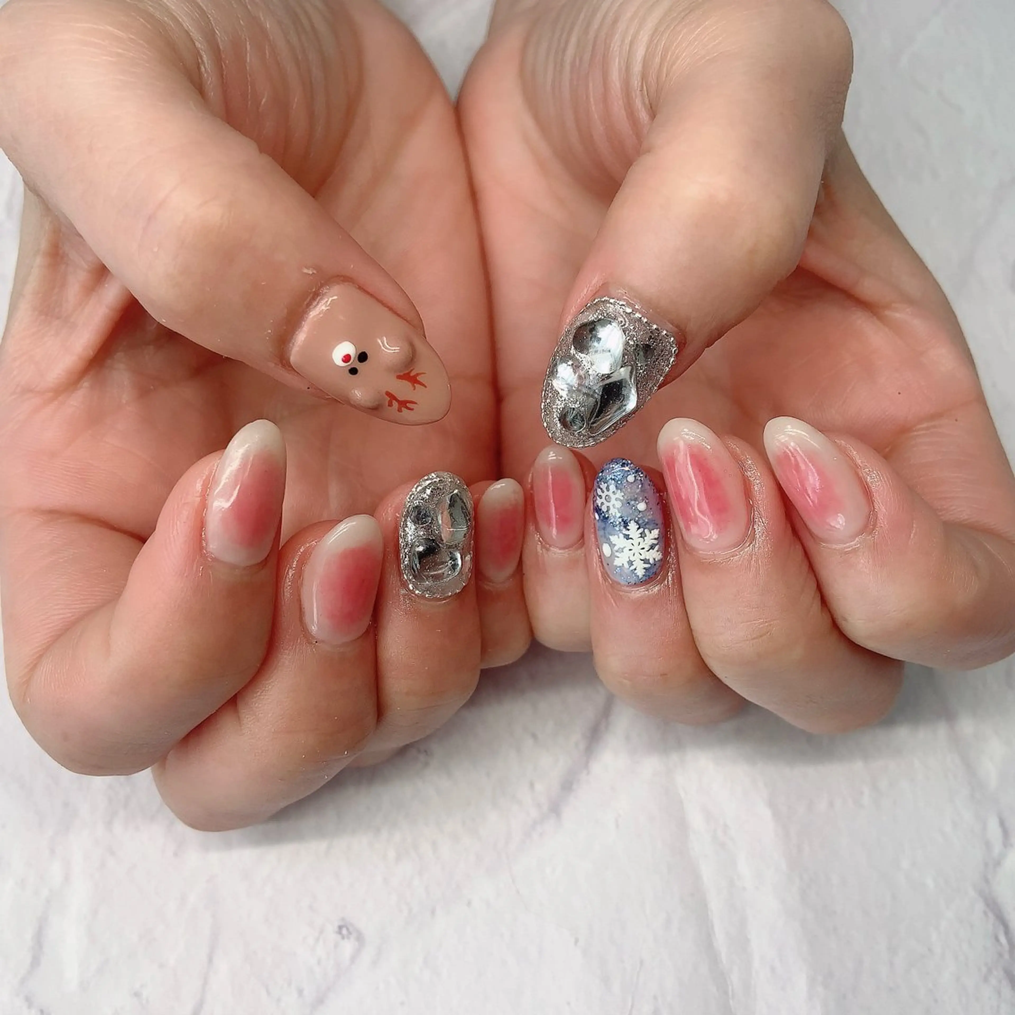 ネイル Olivia Blue所属・Olivia Blueのネイルデザイン