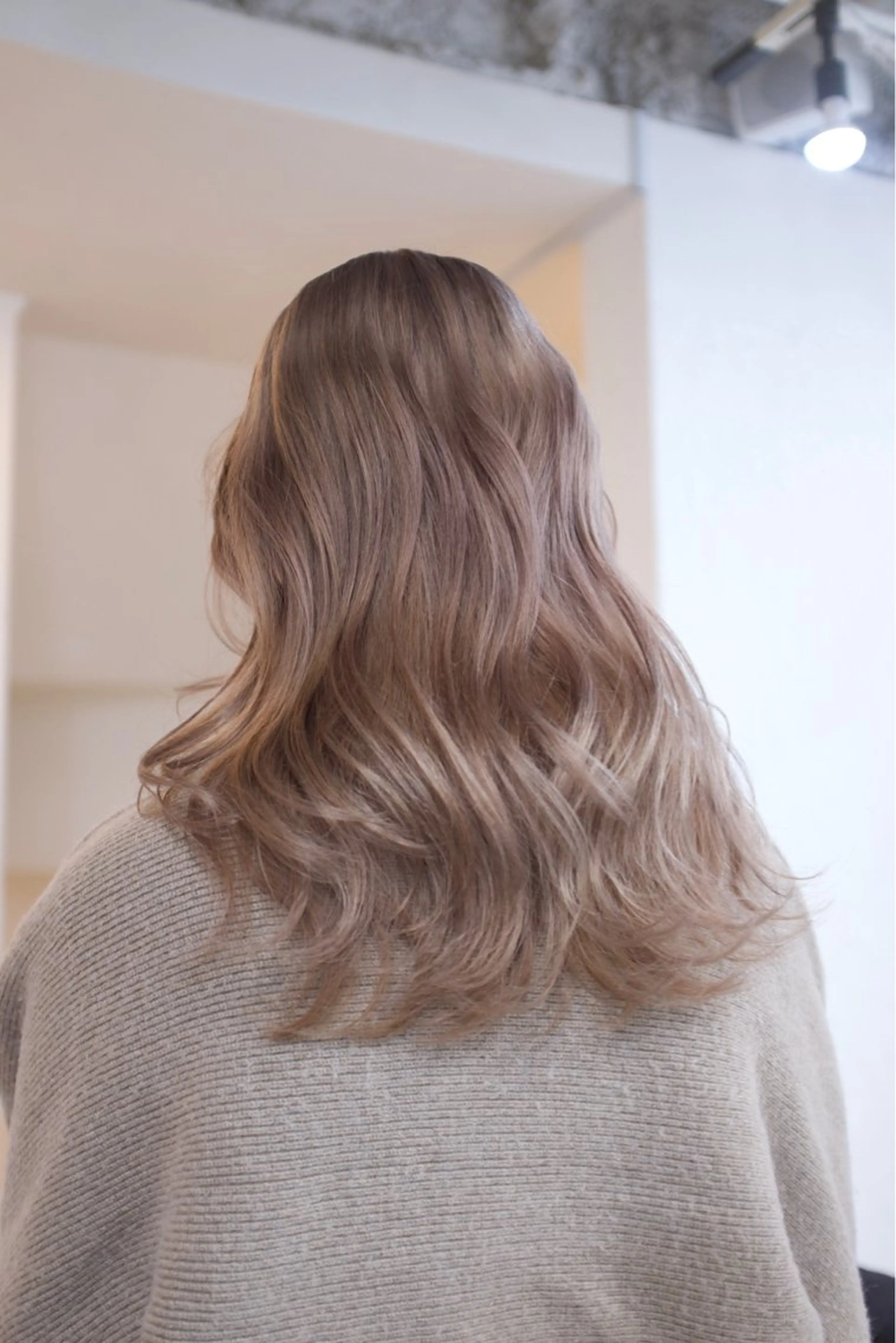 セミロング カラー ヘアアレンジ 🦠カラーリスト/ 魚瀬あおい🦠のヘアスタイル