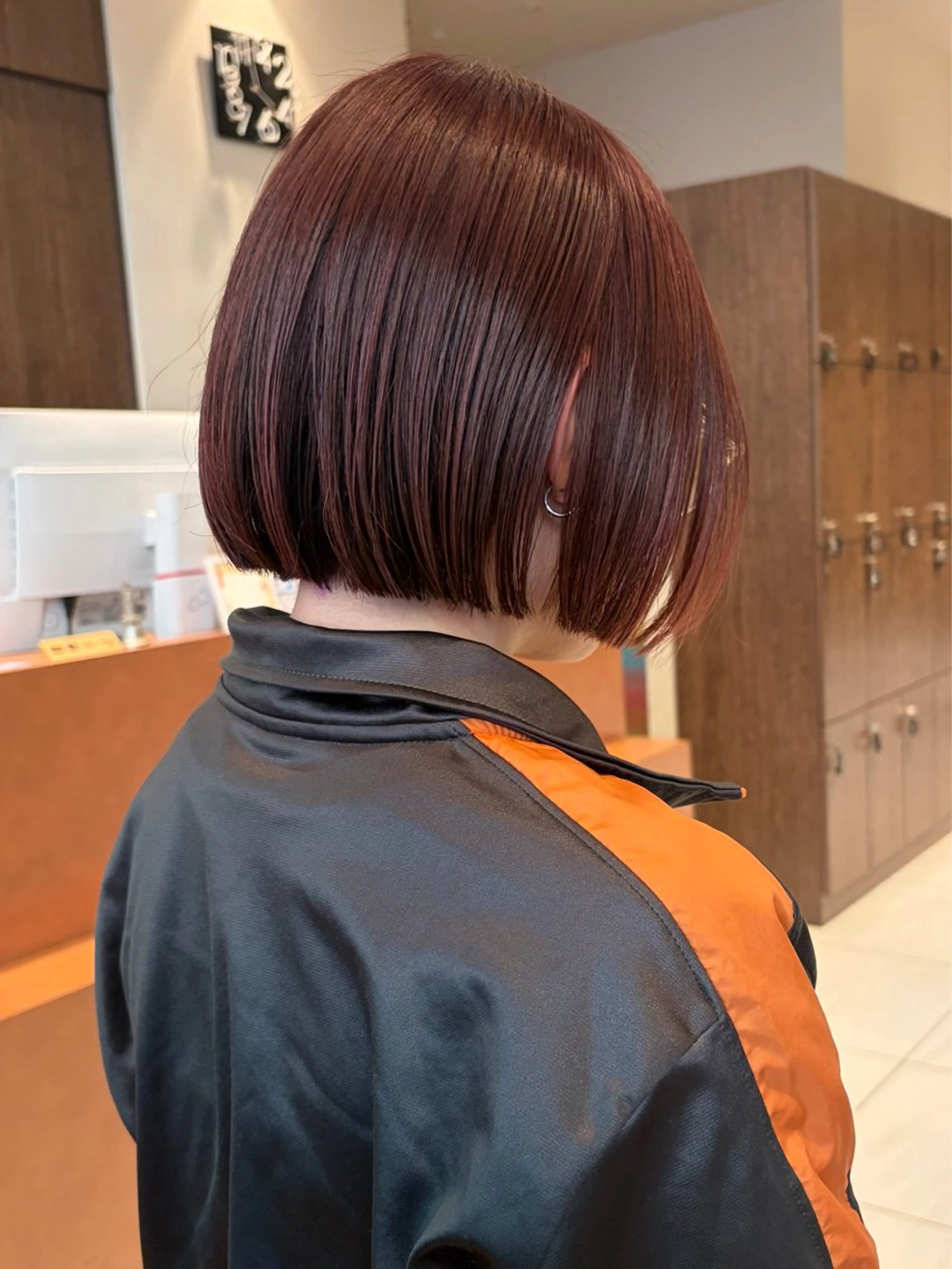 ミディアム カラー ボルドーカラー ボブ 韓国風ヘア カット ヘアカラー ブリーチ・ツヤ髪特化 レイヤー🥝ルナのヘアスタイル