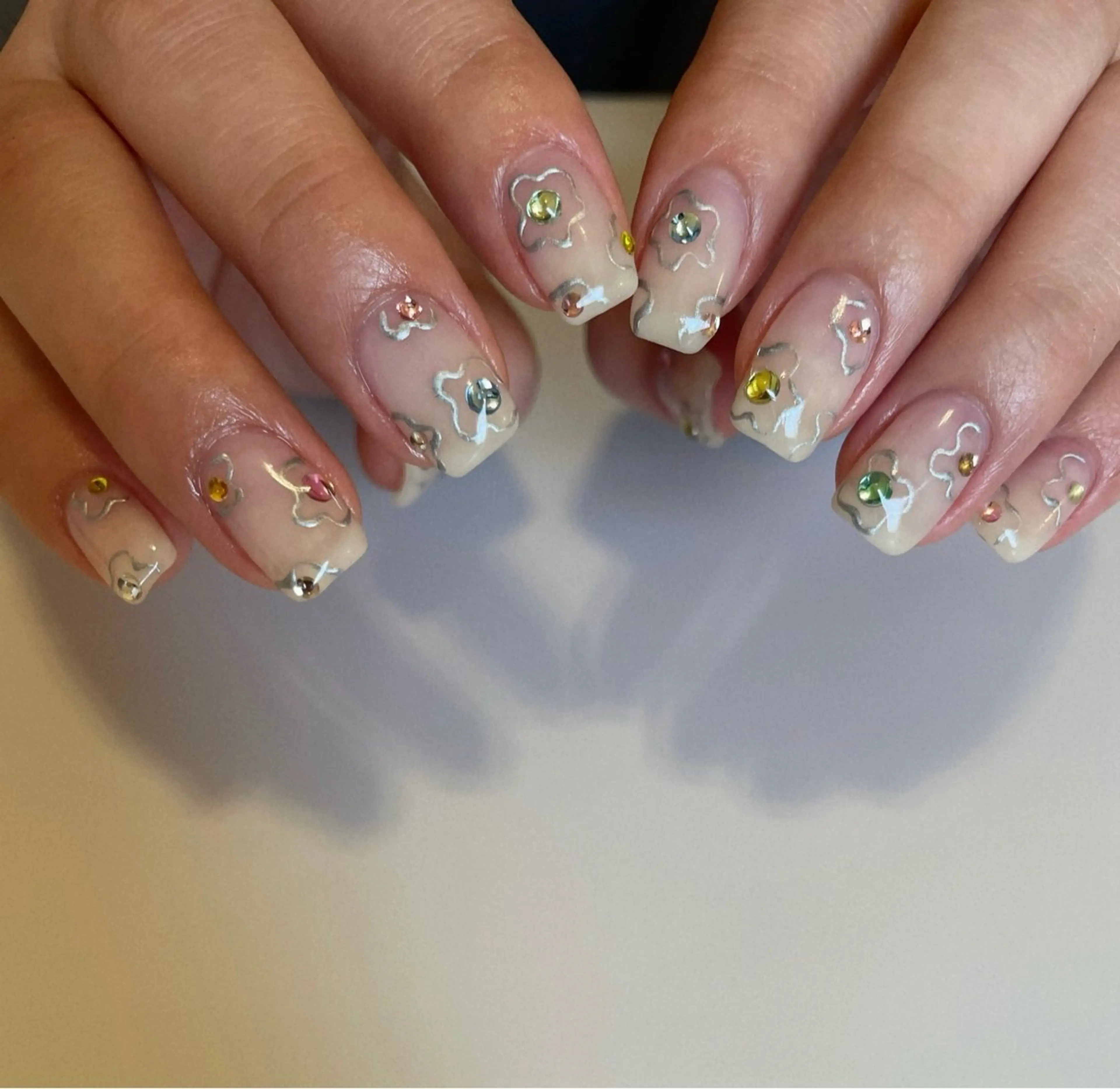 ネイル ハンドネイル Nailsalon Olu所属・ネイリスト Nanaのネイルデザイン