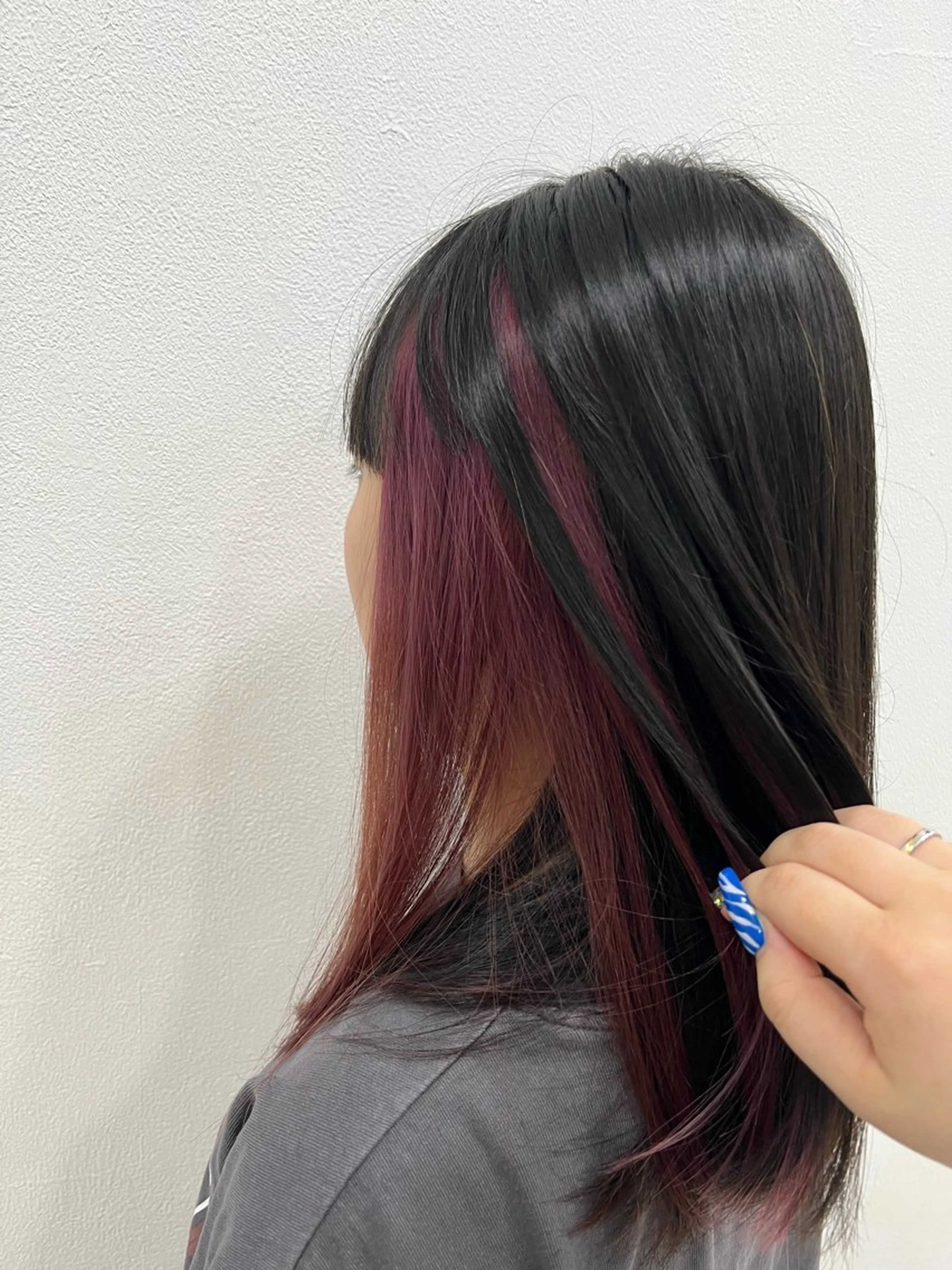 ミディアム カラー ヘアアレンジ ピンクカラー ヘアカラー 🦋インナーカラー れいな🦋のヘアスタイル