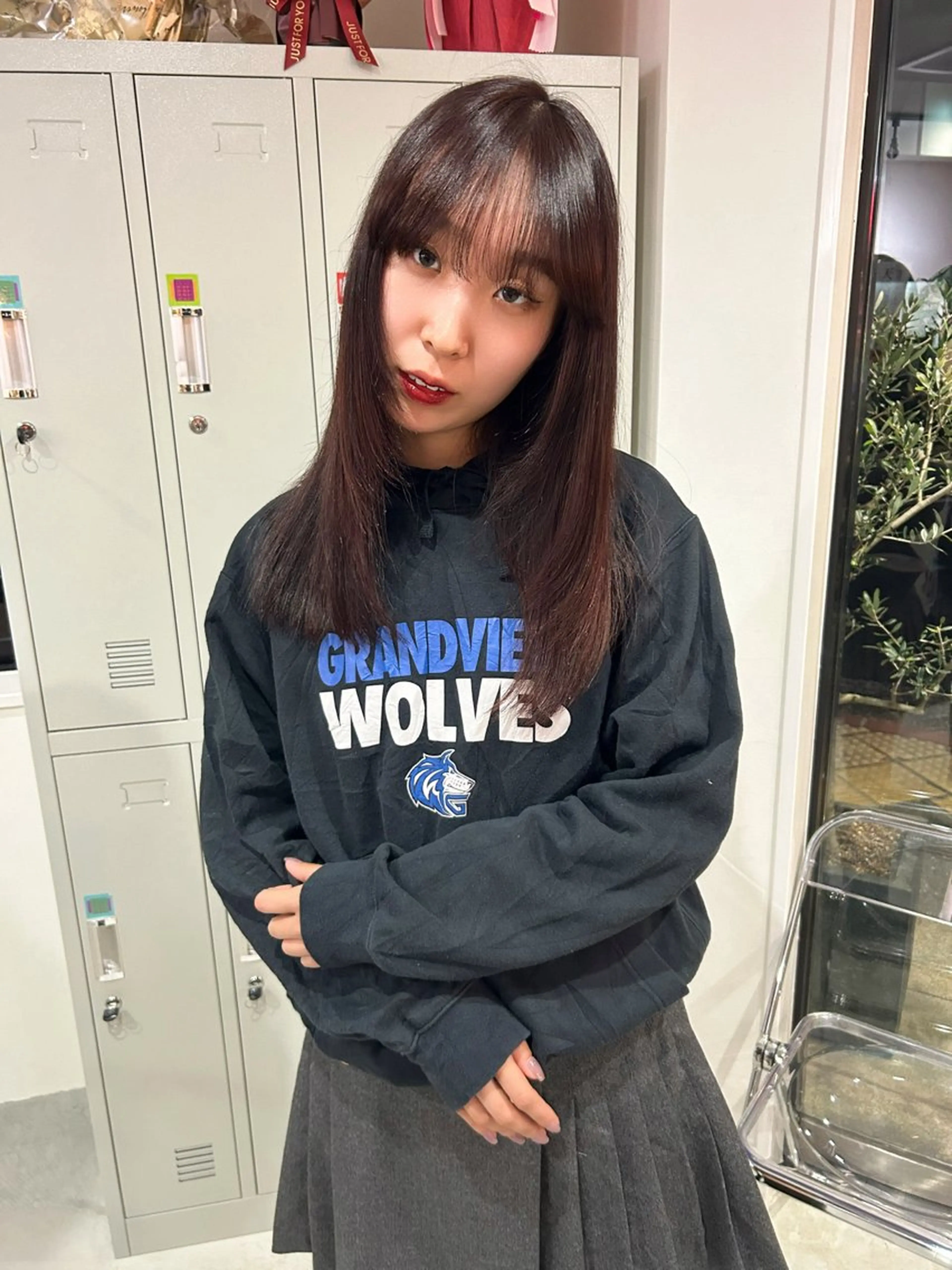 ロング カラー ヘアカラー トリートメント (h)wim ウィムのヘアスタイル