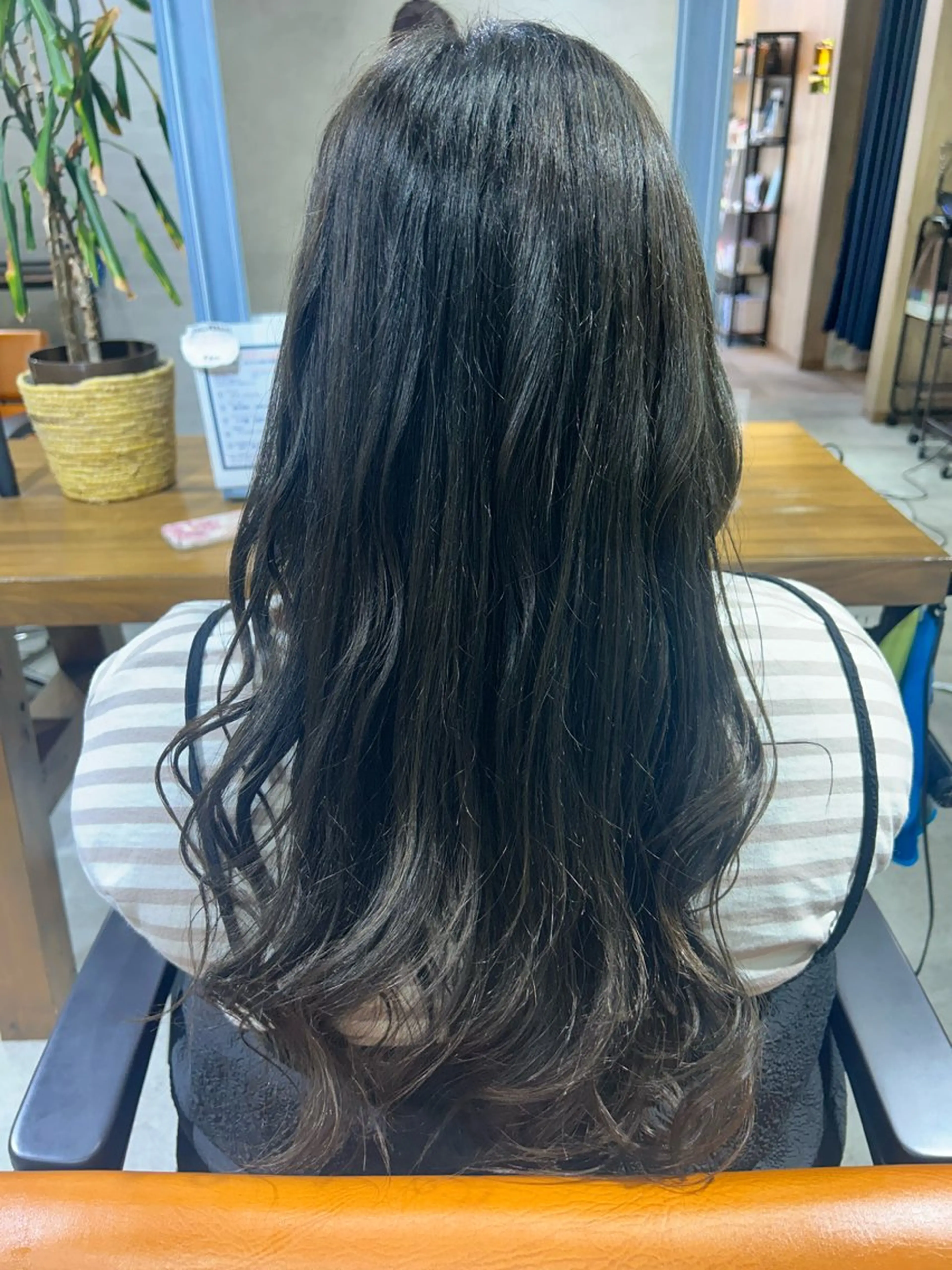 ロング カラー ベージュカラー オリーブベージュ Rigoletto所属・ショート/レイヤー 🎀細沼玲花のヘアスタイル