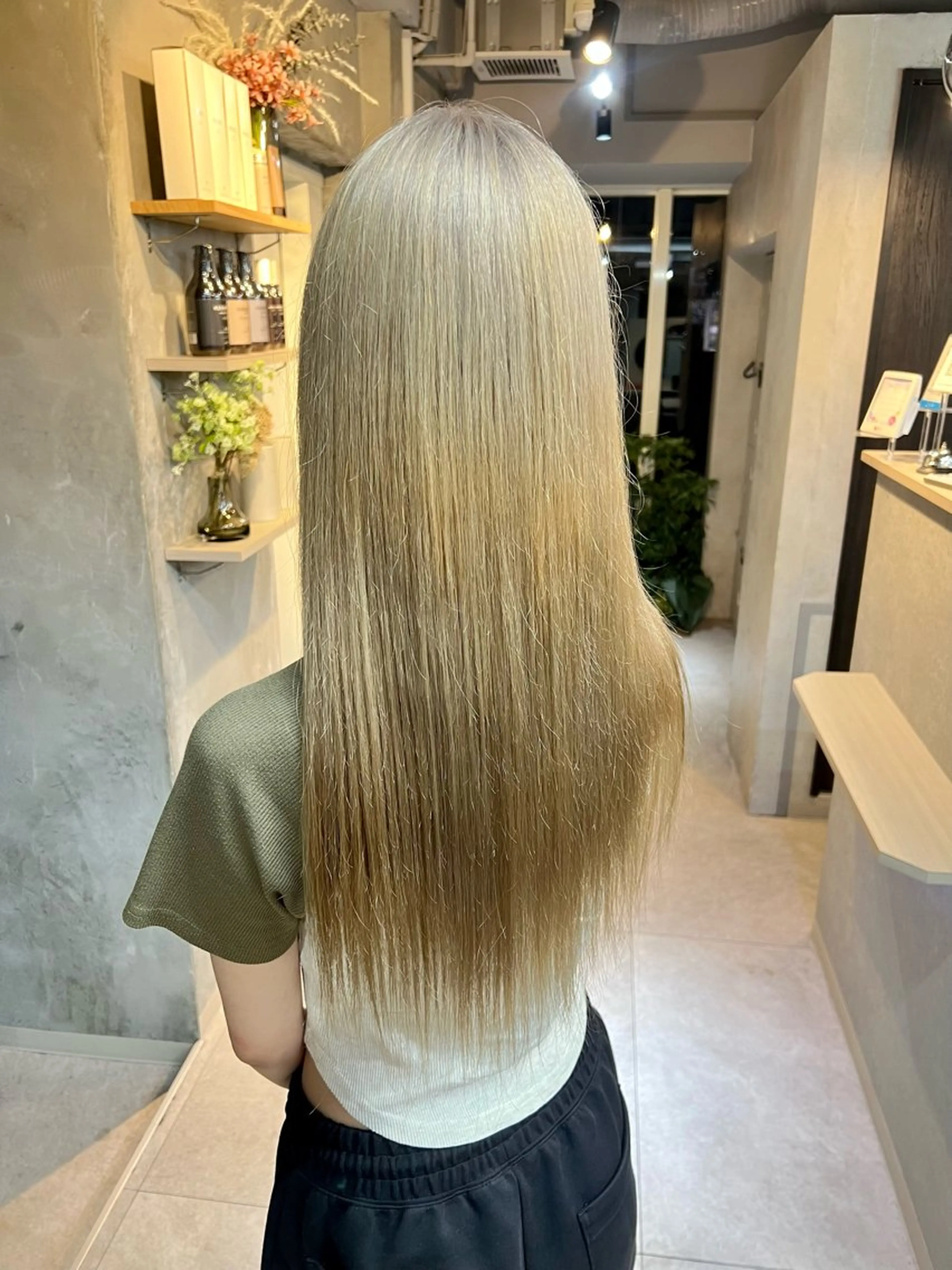 ロング カラー ヘアカラー FORT/ AIRIのヘアスタイル