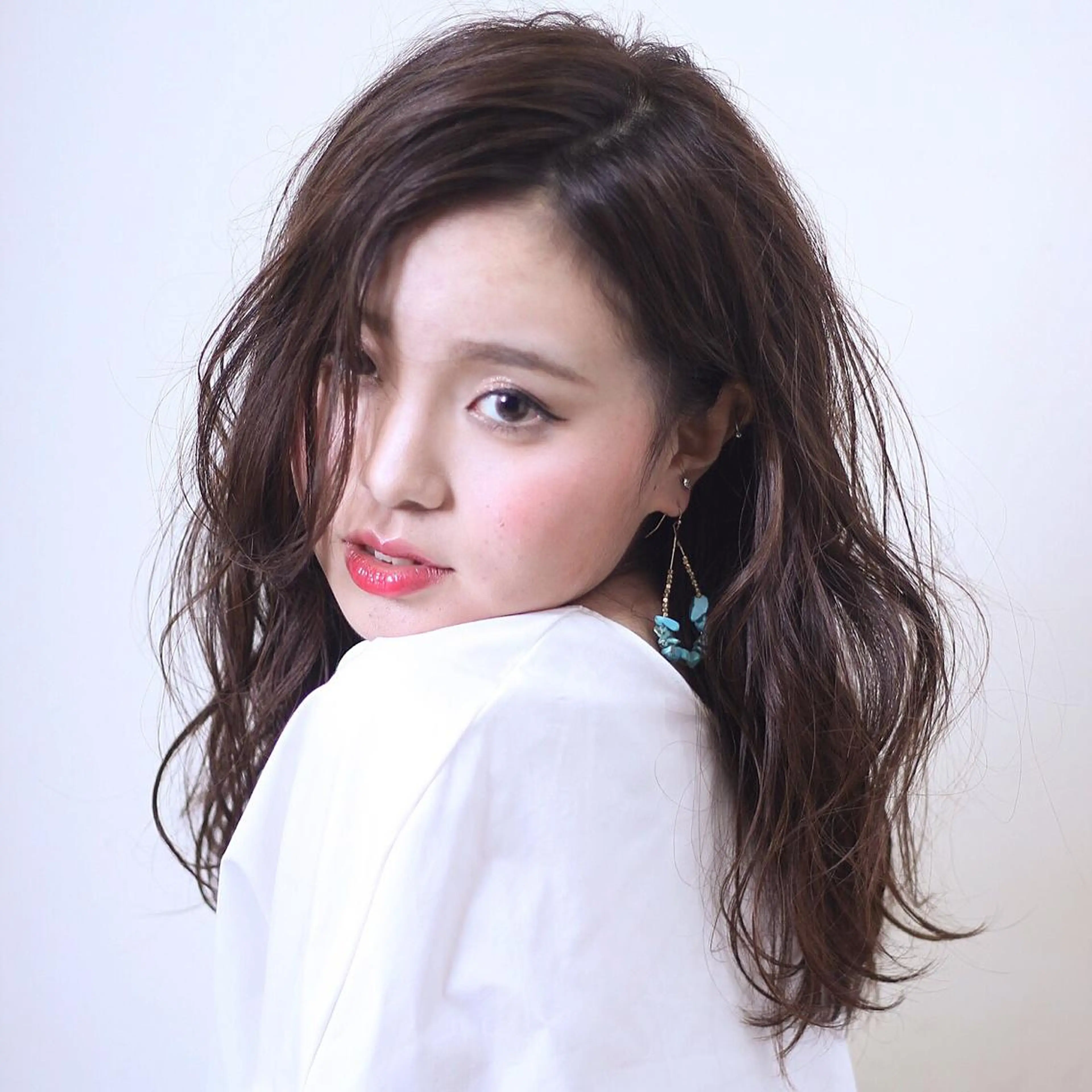 ロング かきあげバング こう ちゃんのヘアスタイル