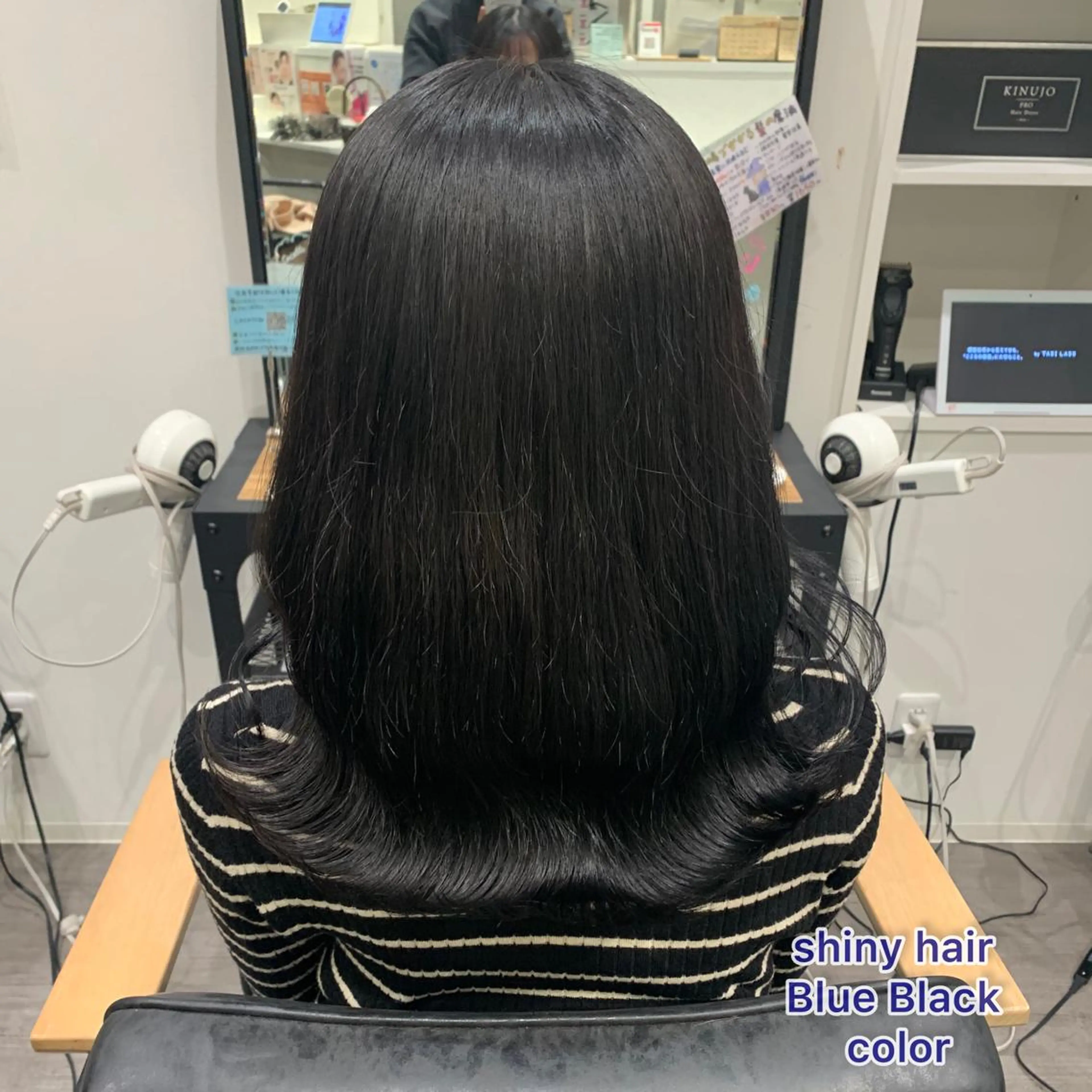 ミディアム カラー 上田 紗也のヘアスタイル