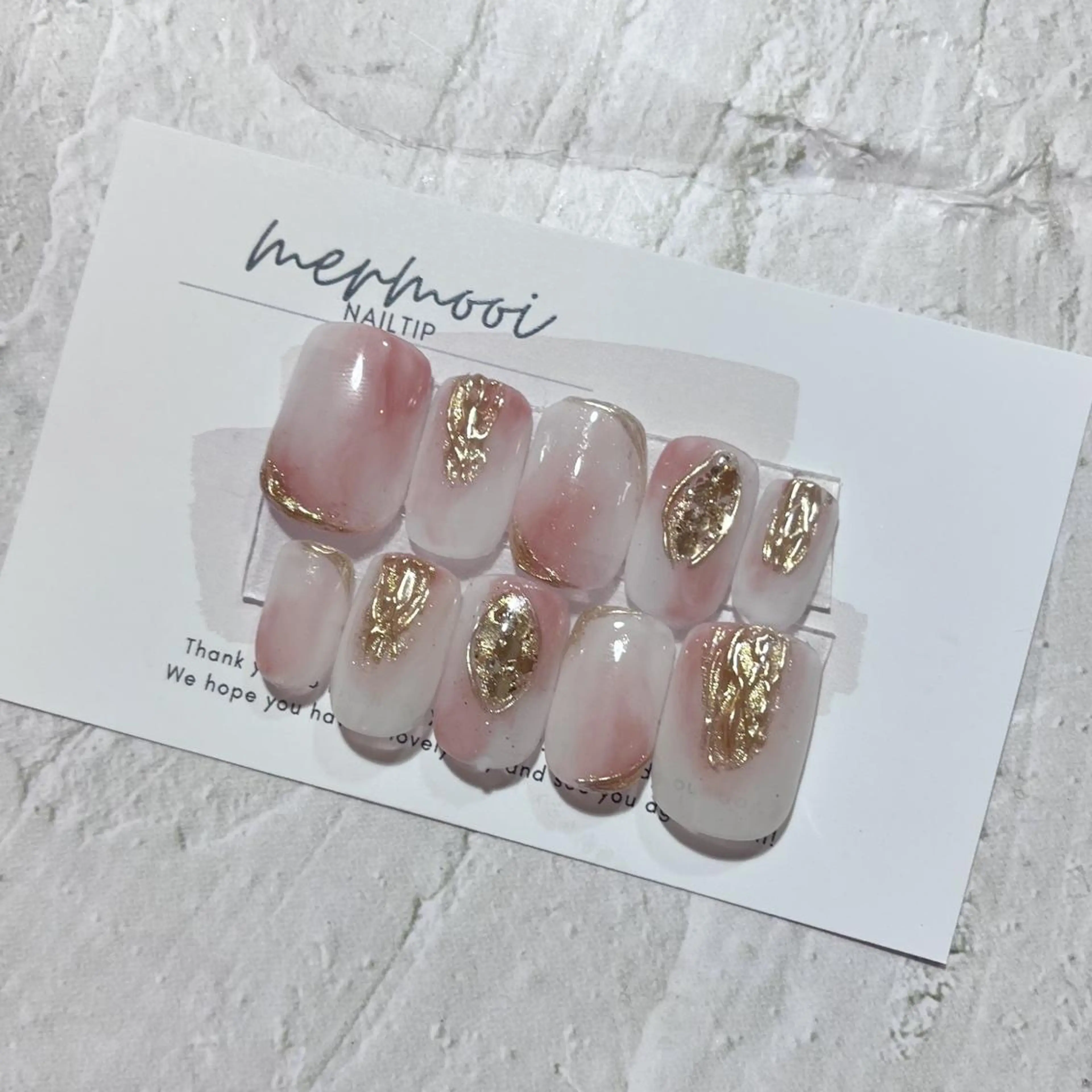 ネイル アートネイル ミラーネイル ニュアンスネイル ネイルチップ ハンドネイル mermooi nailのネイルデザイン