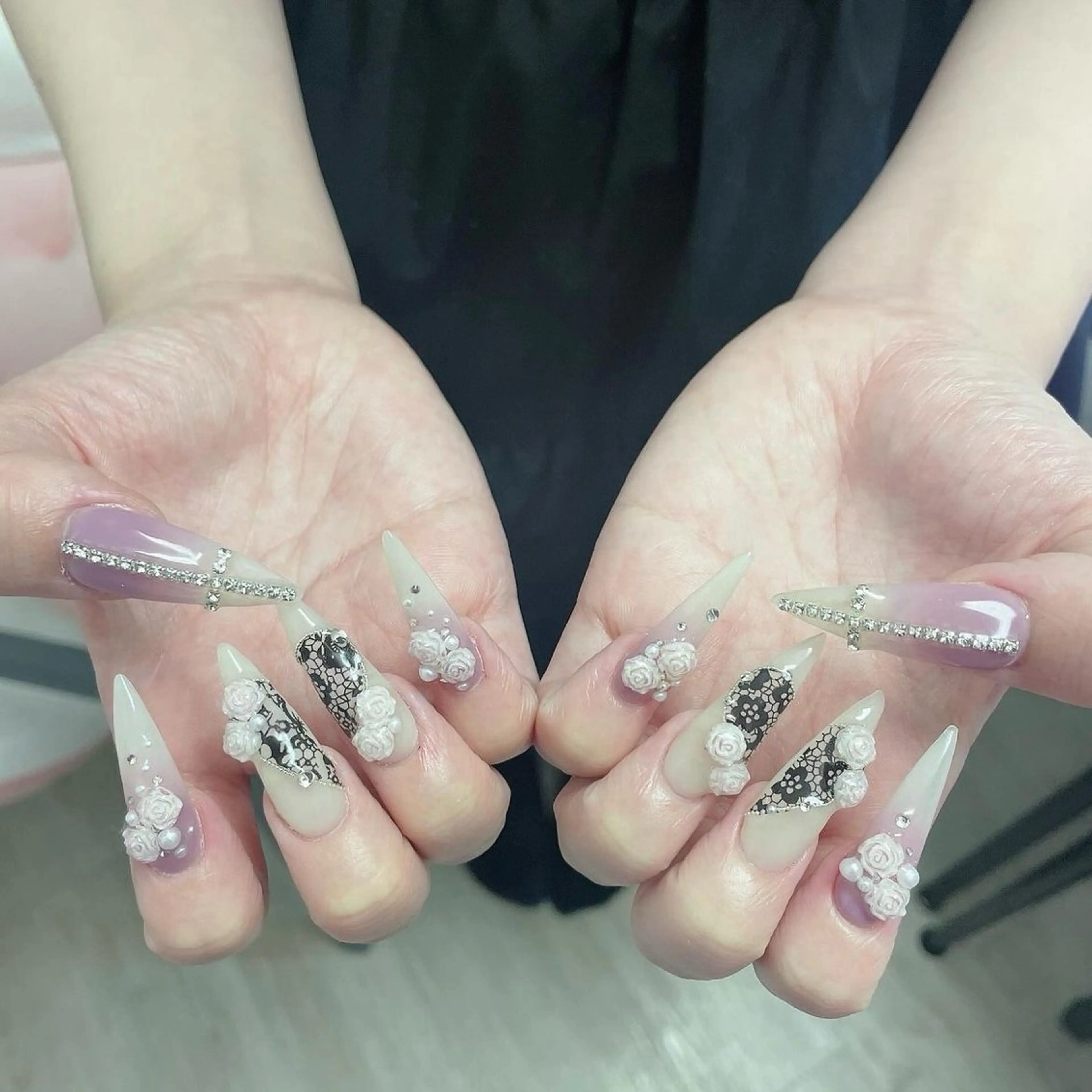 ネイル 成人式 ジェルネイル ネイルチップ ハンドネイル Momoa nail salon所属・MoMoA Nail ネイル長さ出し専門店のネイルデザイン