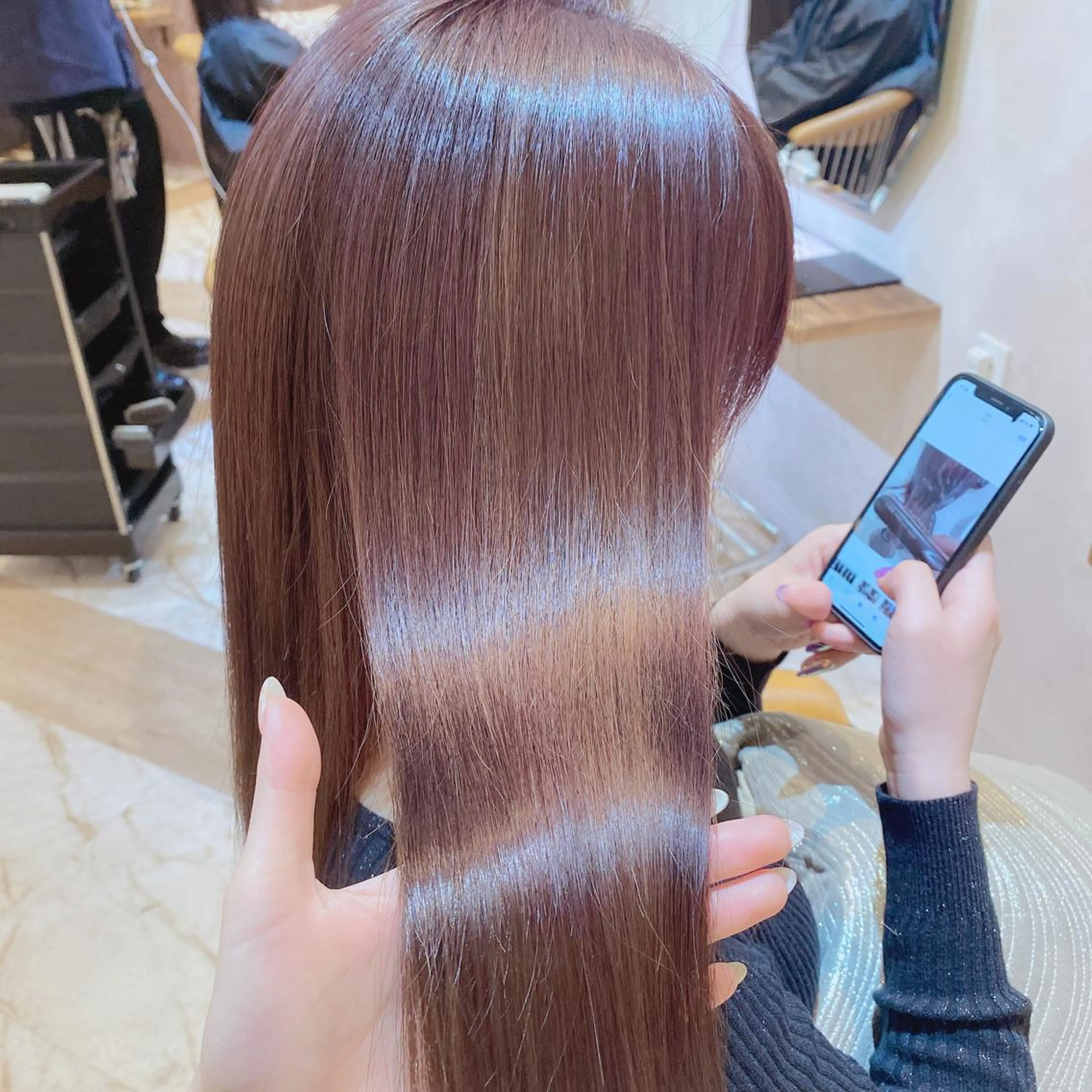 ミディアム ヘアカラー トリートメント 代表山口ひな 髪質改善のプロのヘアスタイル
