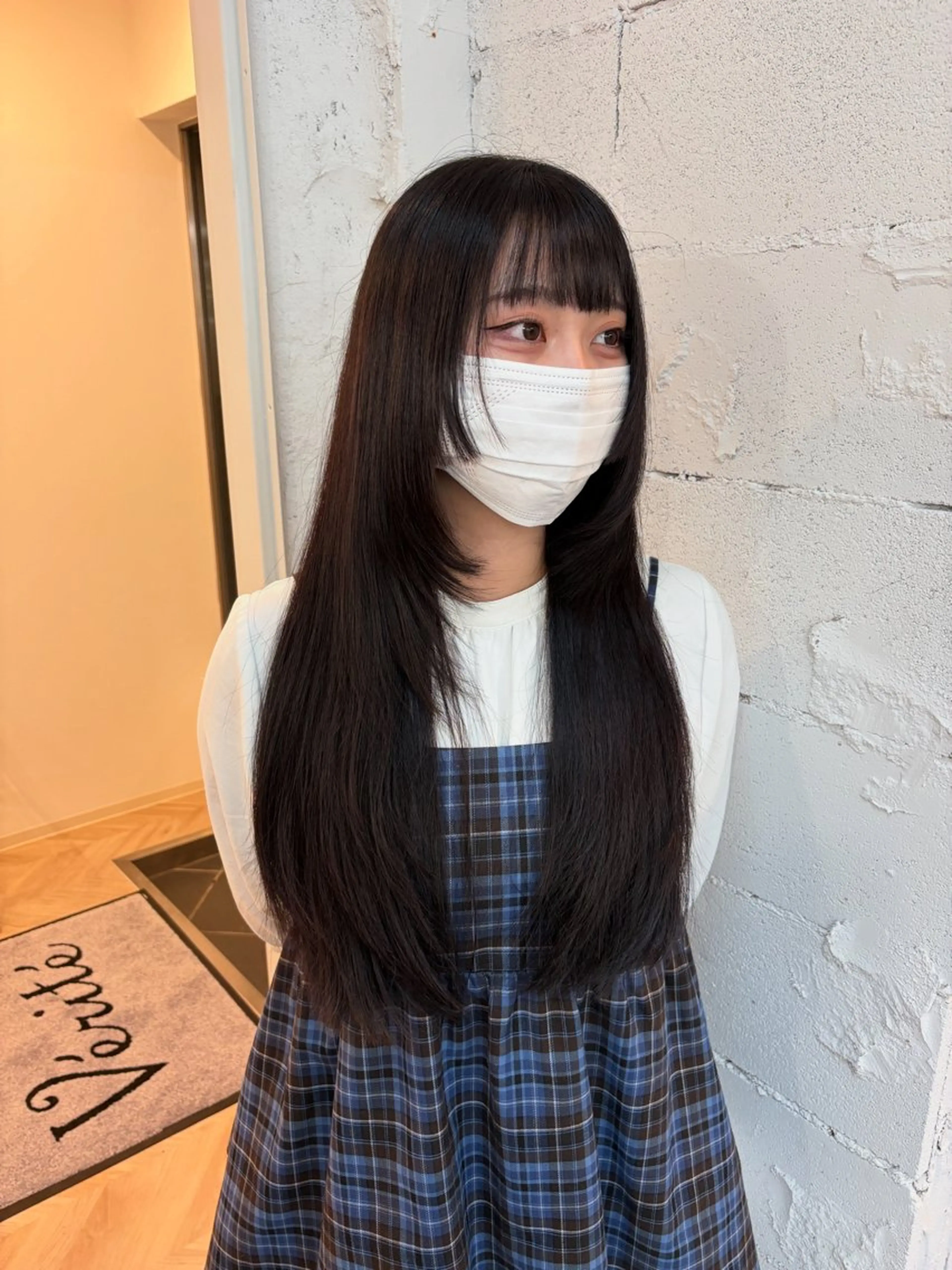 ロング 顔周りカット レイヤーカット カット ヘアカラー トリートメント 森田 亜海のヘアスタイル