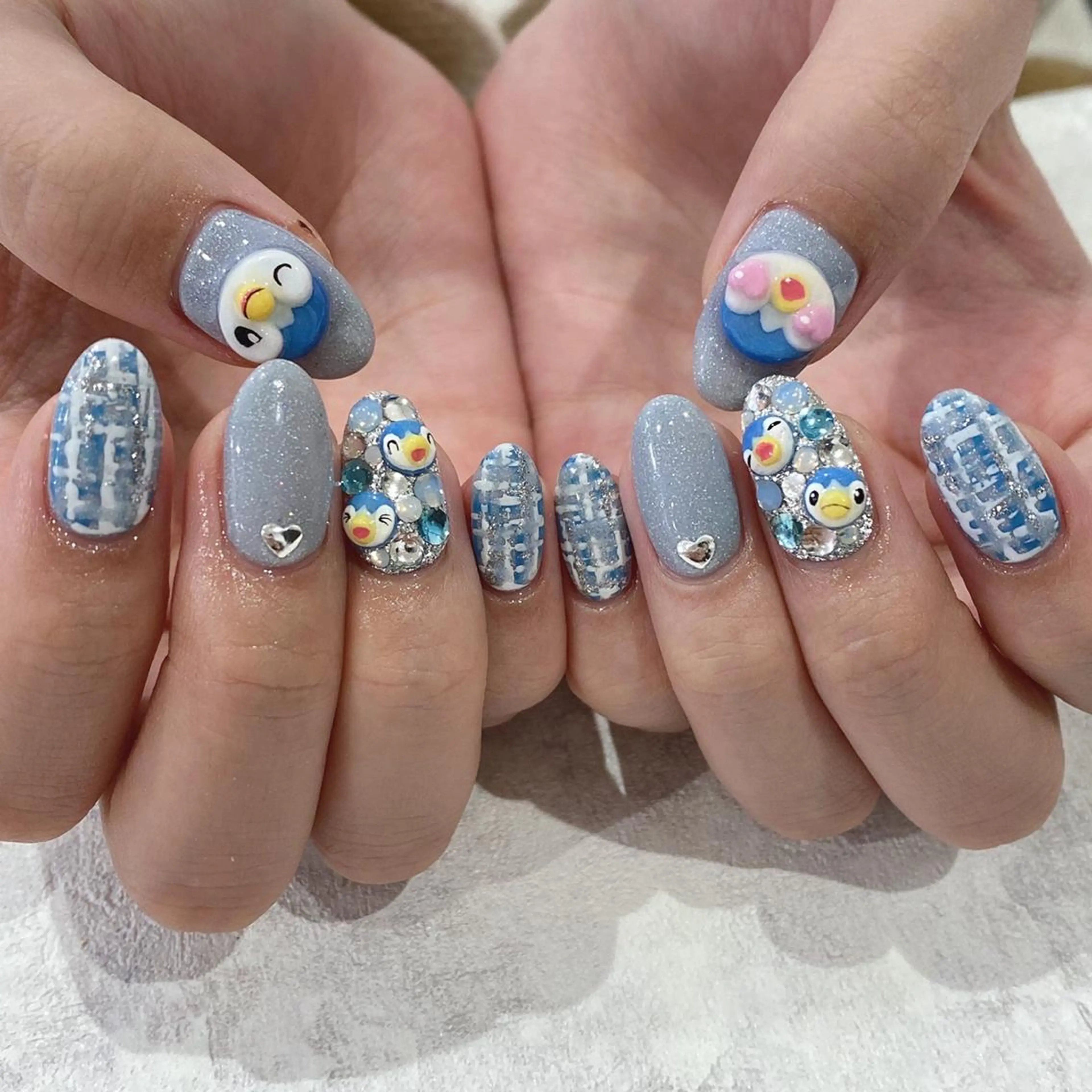 ミディアム ネイル ハンドネイル cho nailのネイルデザイン