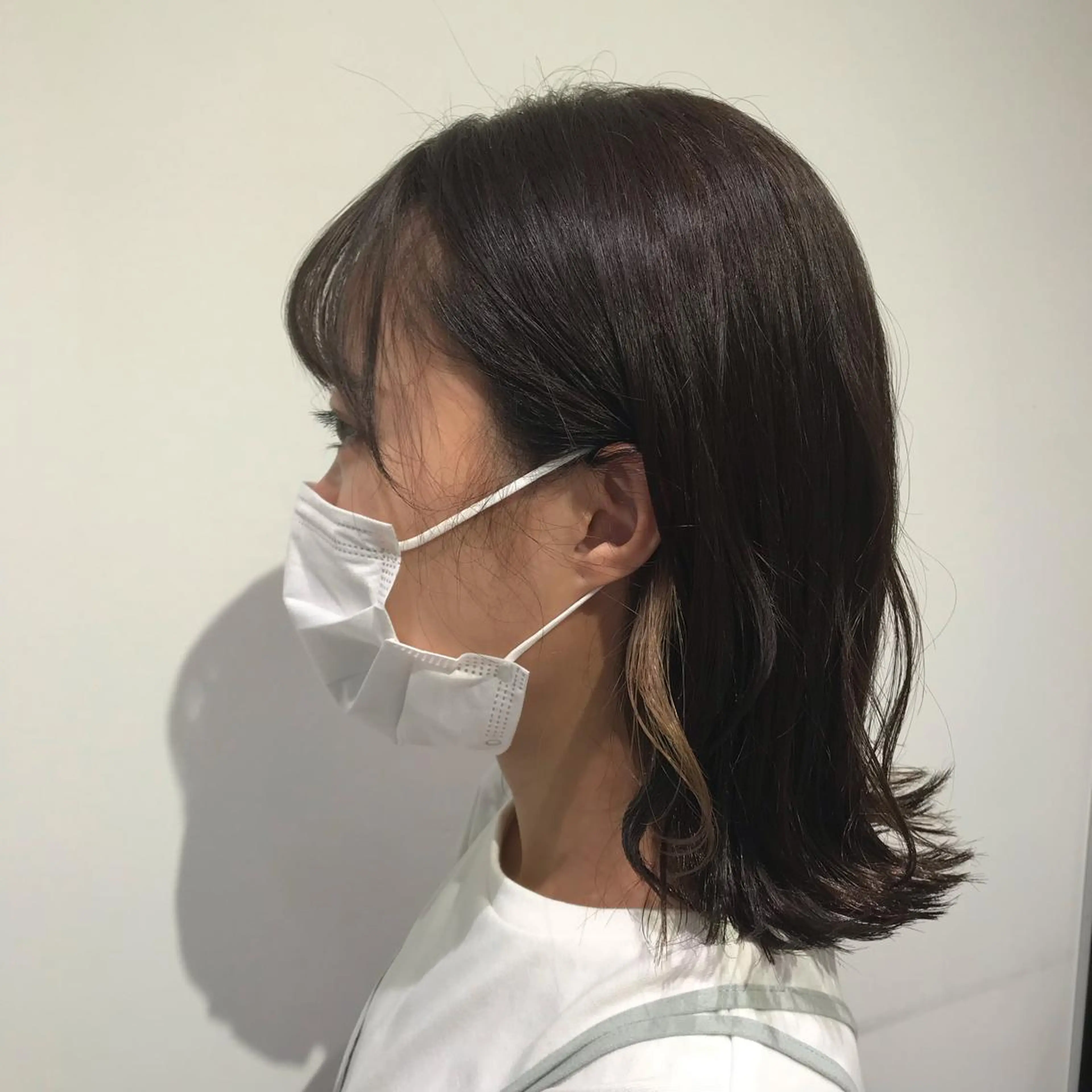 ミディアム カラー イヤリングカラー ヘアカラー トリートメント 暖色カラー🌹 中山由梨のヘアスタイル