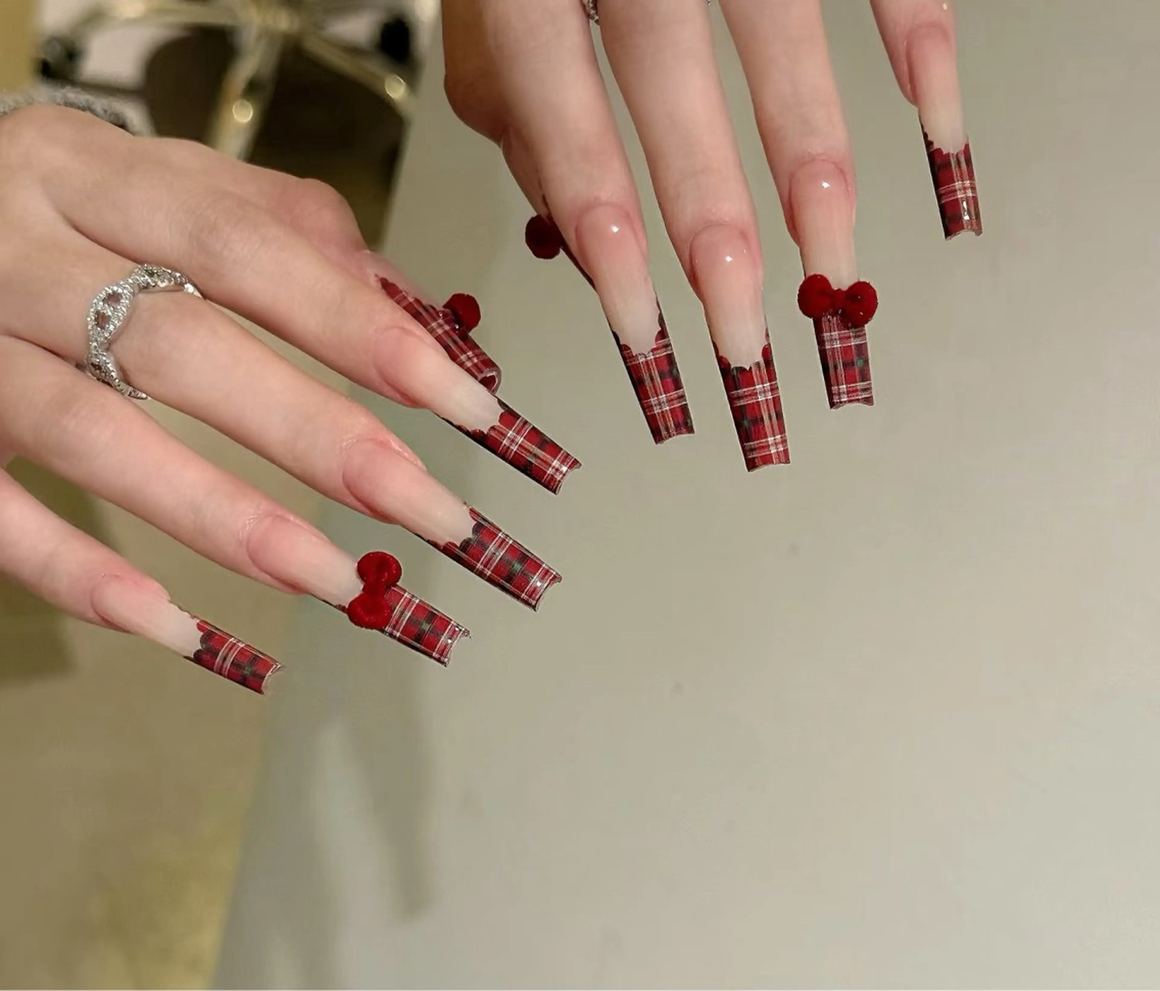 ネイル オーロラネイル フラワーネイル フットネイル フレンチネイル ジェルネイル ハンドネイル 長さだし専門 ありさのネイルデザイン