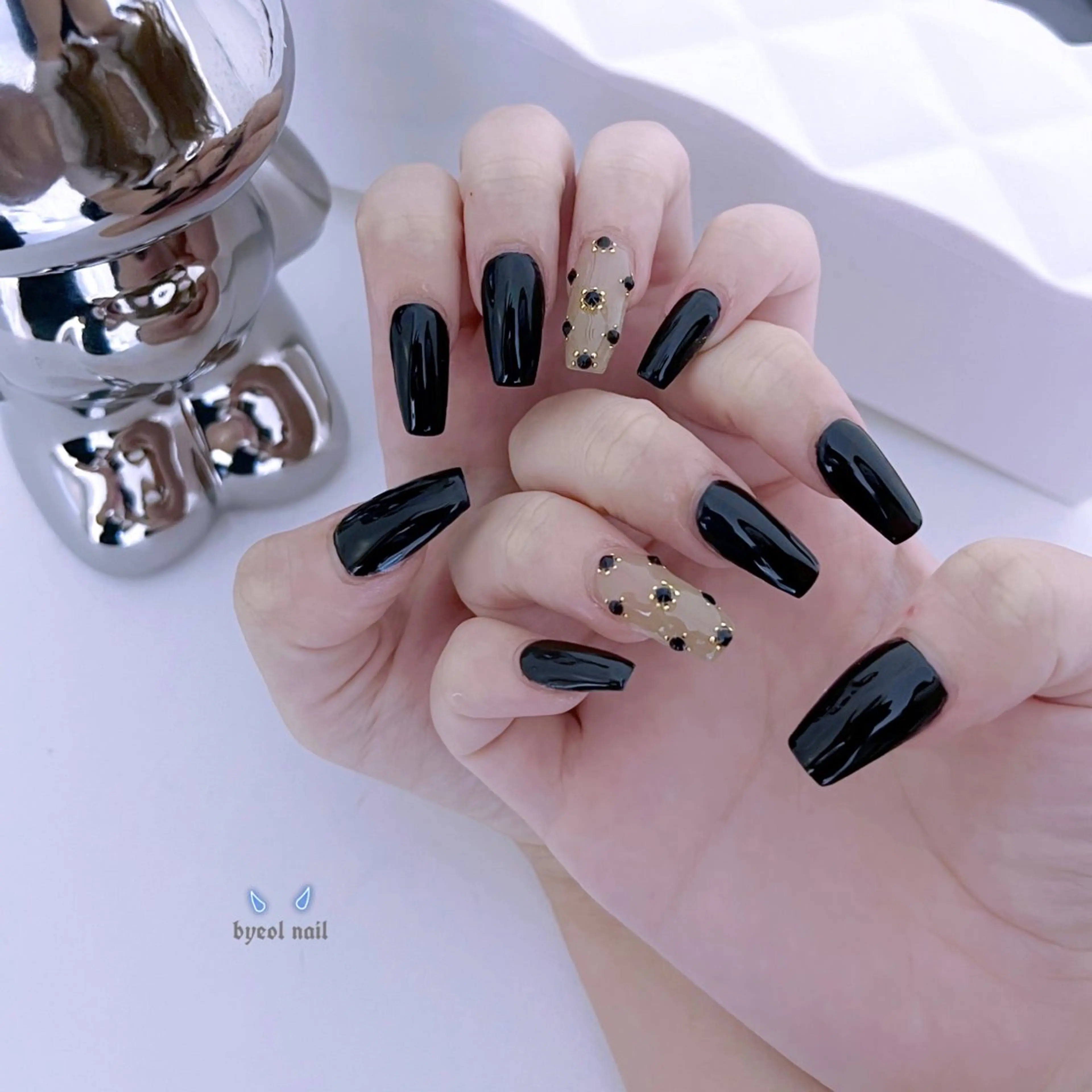 ネイル ハンドネイル byeol  nail (ビョルネイル)所属・🌧byeol nail🤍のネイルデザイン