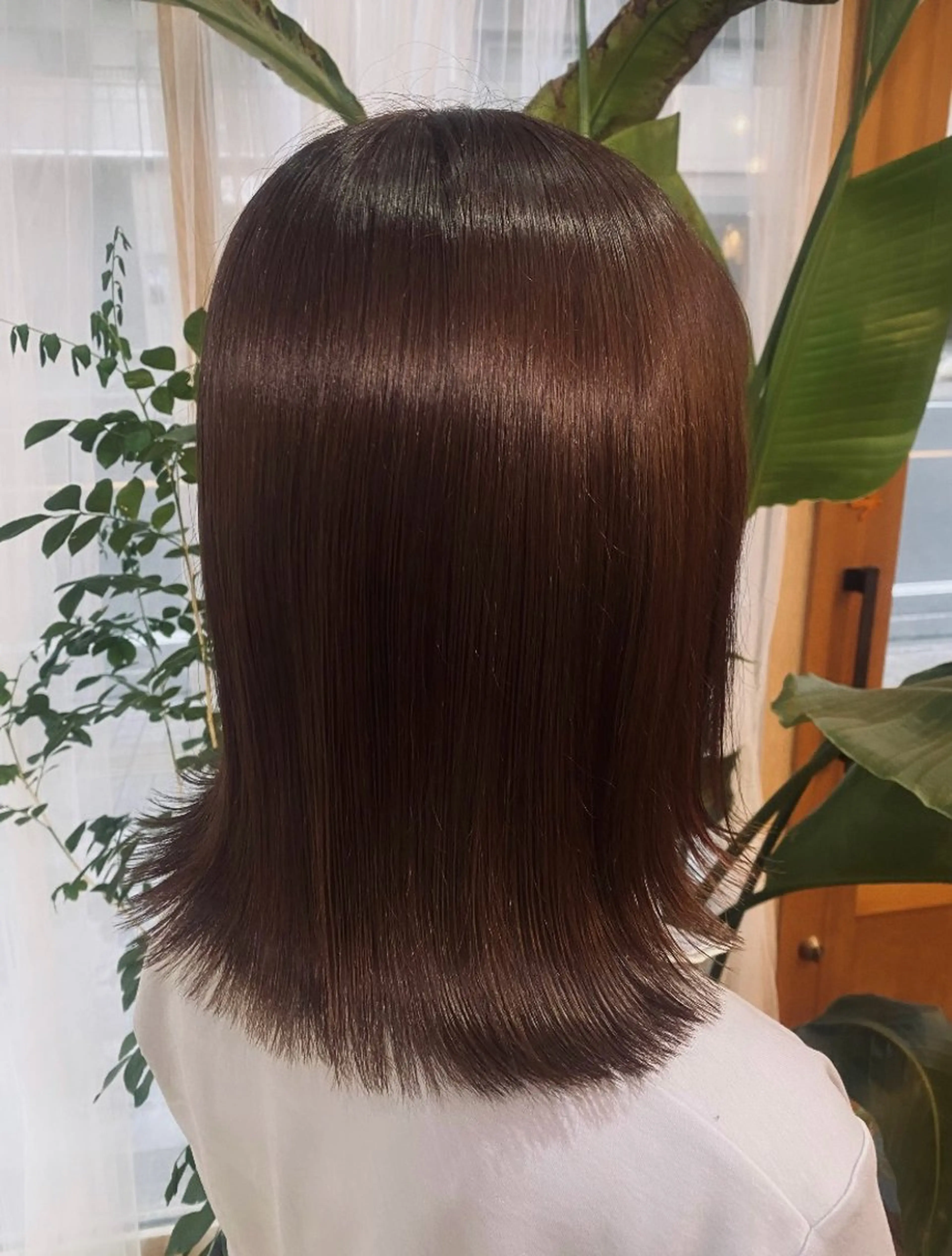 ミディアム カラー グレージュ ヘアカラー トリートメント Repos by moi所属・RINA/特殊ヘア/ 高発色ワンカラーのヘアスタイル