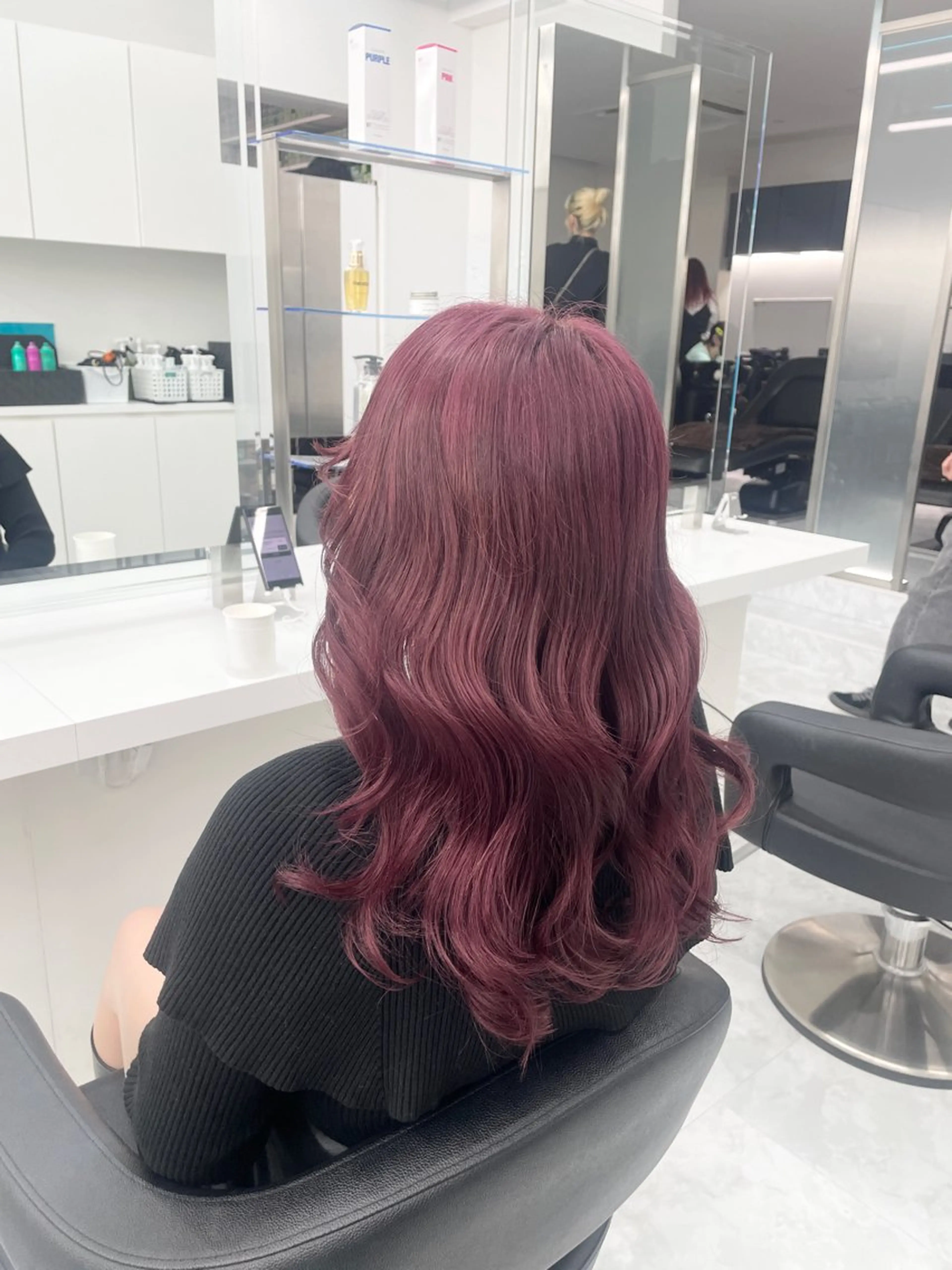 ロング ヘアカラー 大人上品🤍明るめ ベージュ🤍REOのヘアスタイル
