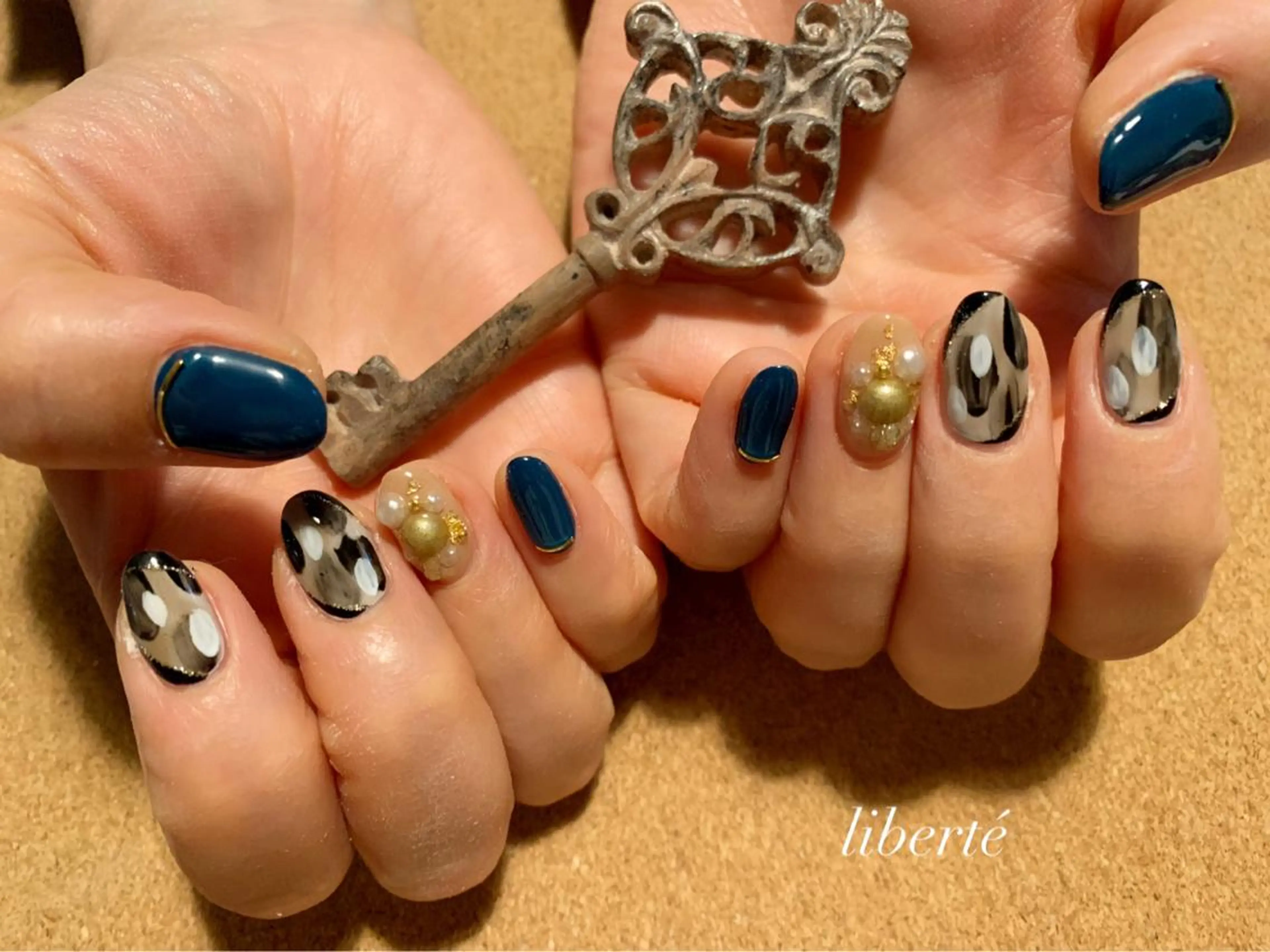 ネイル liberté (リベルテ)のネイルデザイン