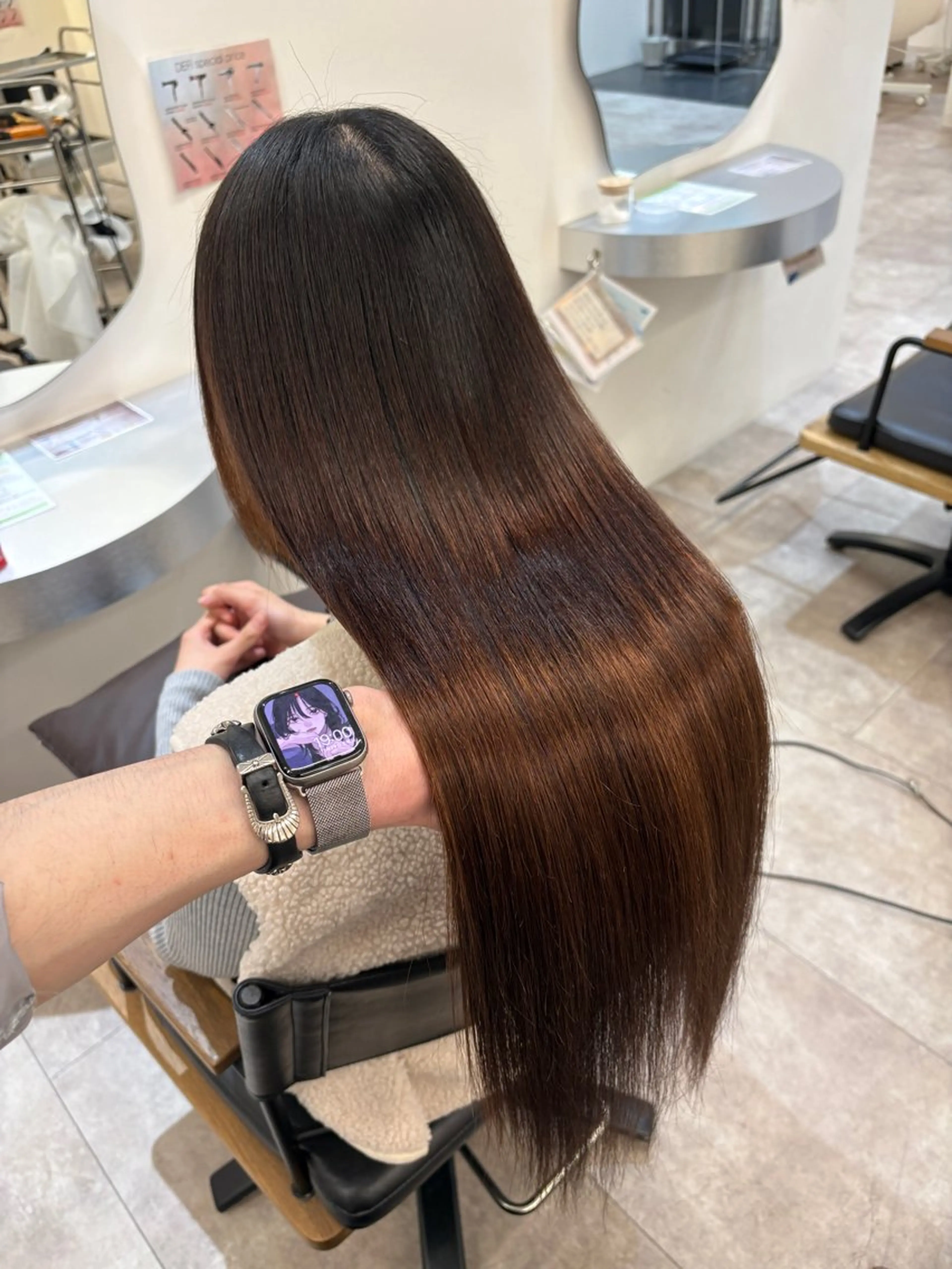 ミディアム ブリーチ縮毛矯正 齊藤翔太のヘアスタイル