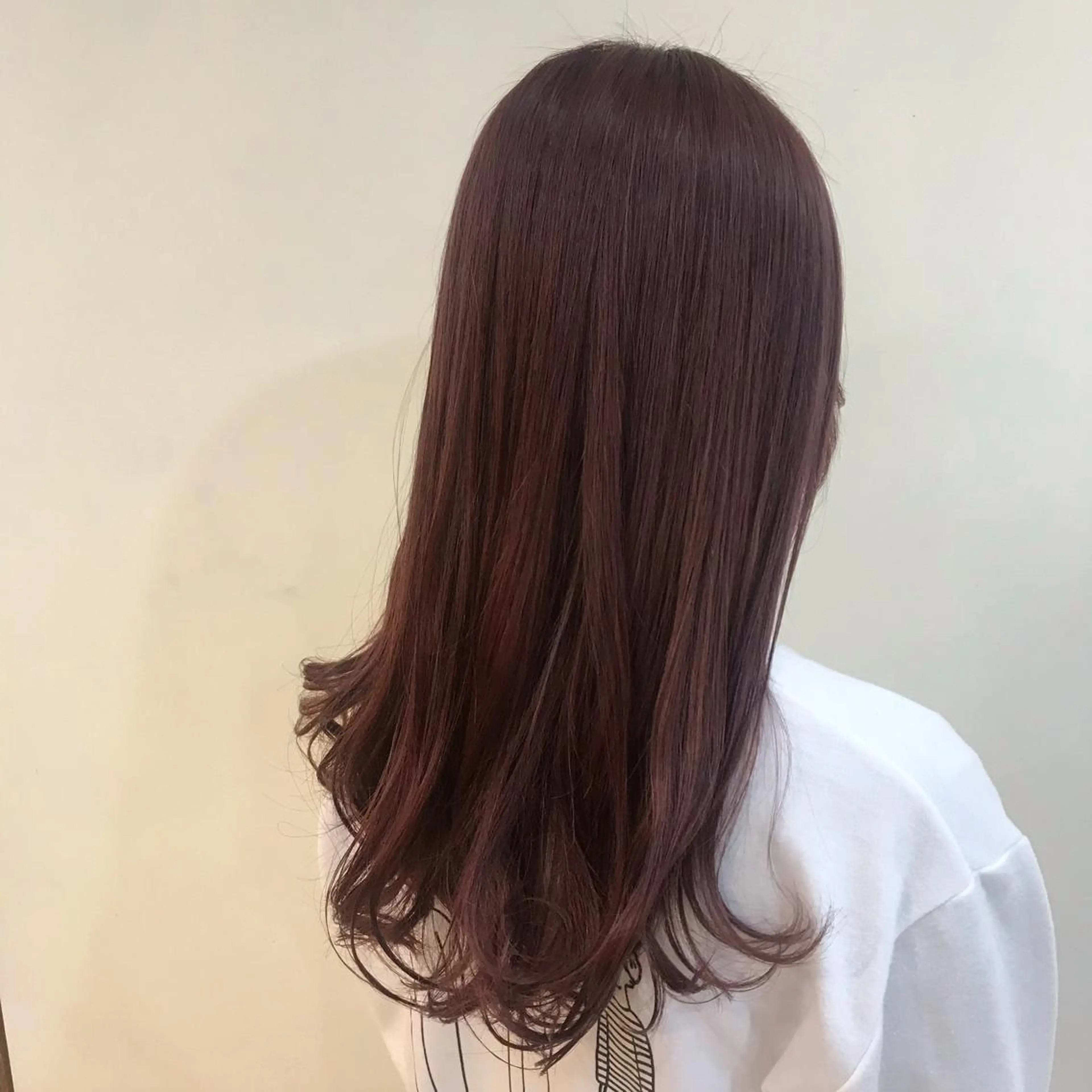 カラー バイオレットカラー Konatsu /似合わせスタイルのヘアスタイル