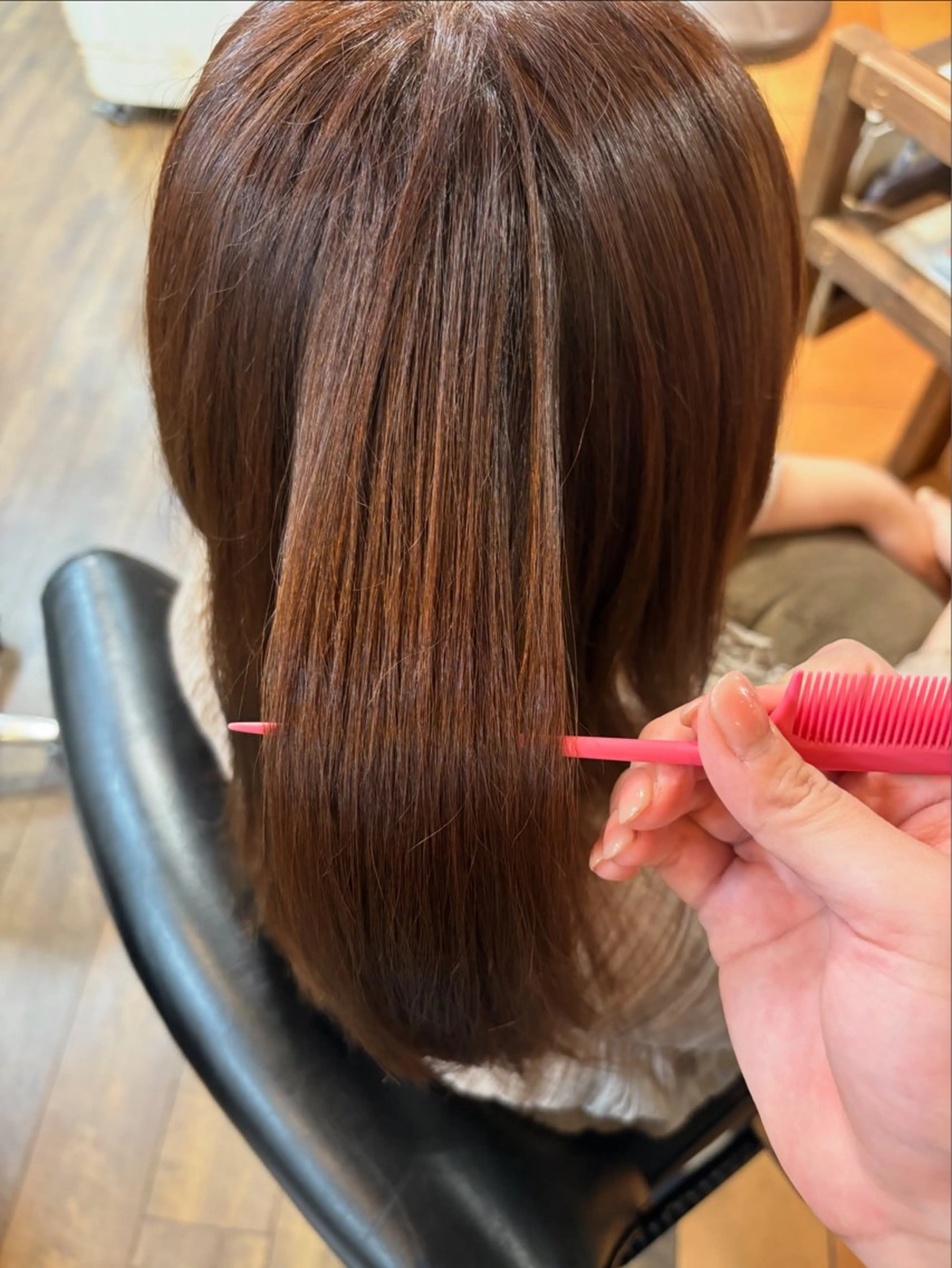 セミロング カラー オレンジ ヘアカラー 三宅✨ ❤️暖色カラー🩷のヘアスタイル