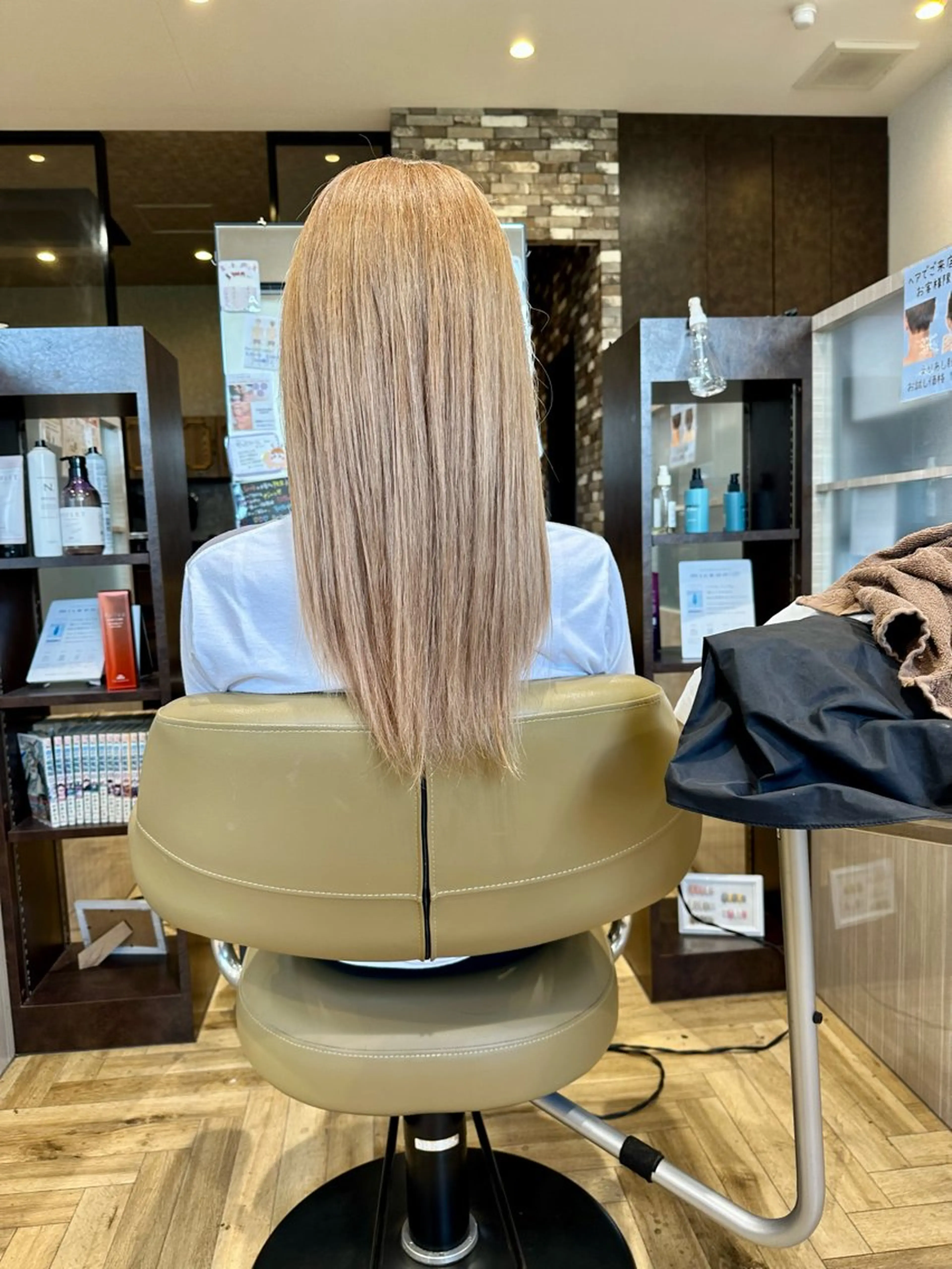 ロング カット ヘアカラー レイビューティー豊田 丸山店アシスタントのヘアスタイル