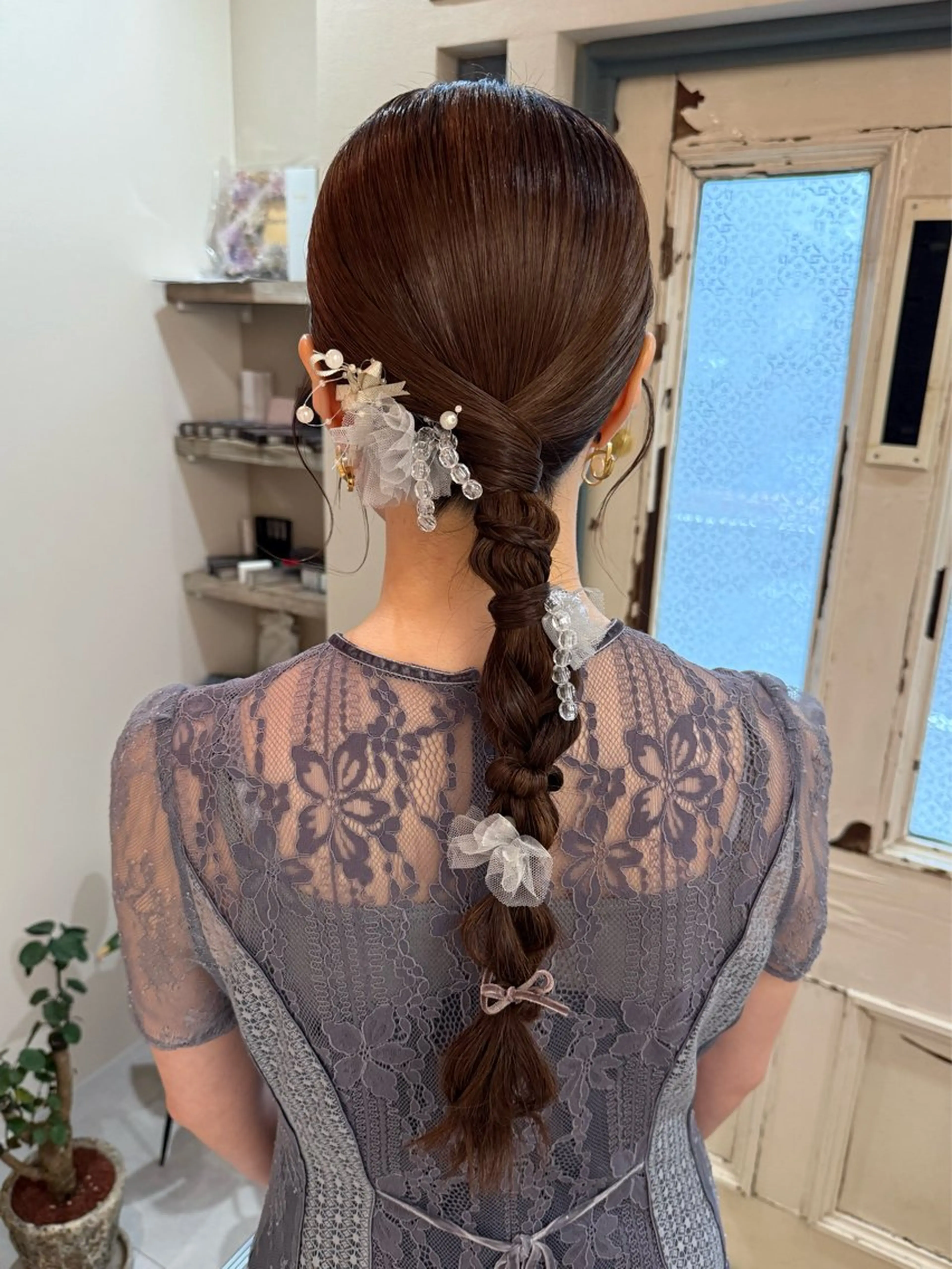 お呼ばれヘアセットの写真