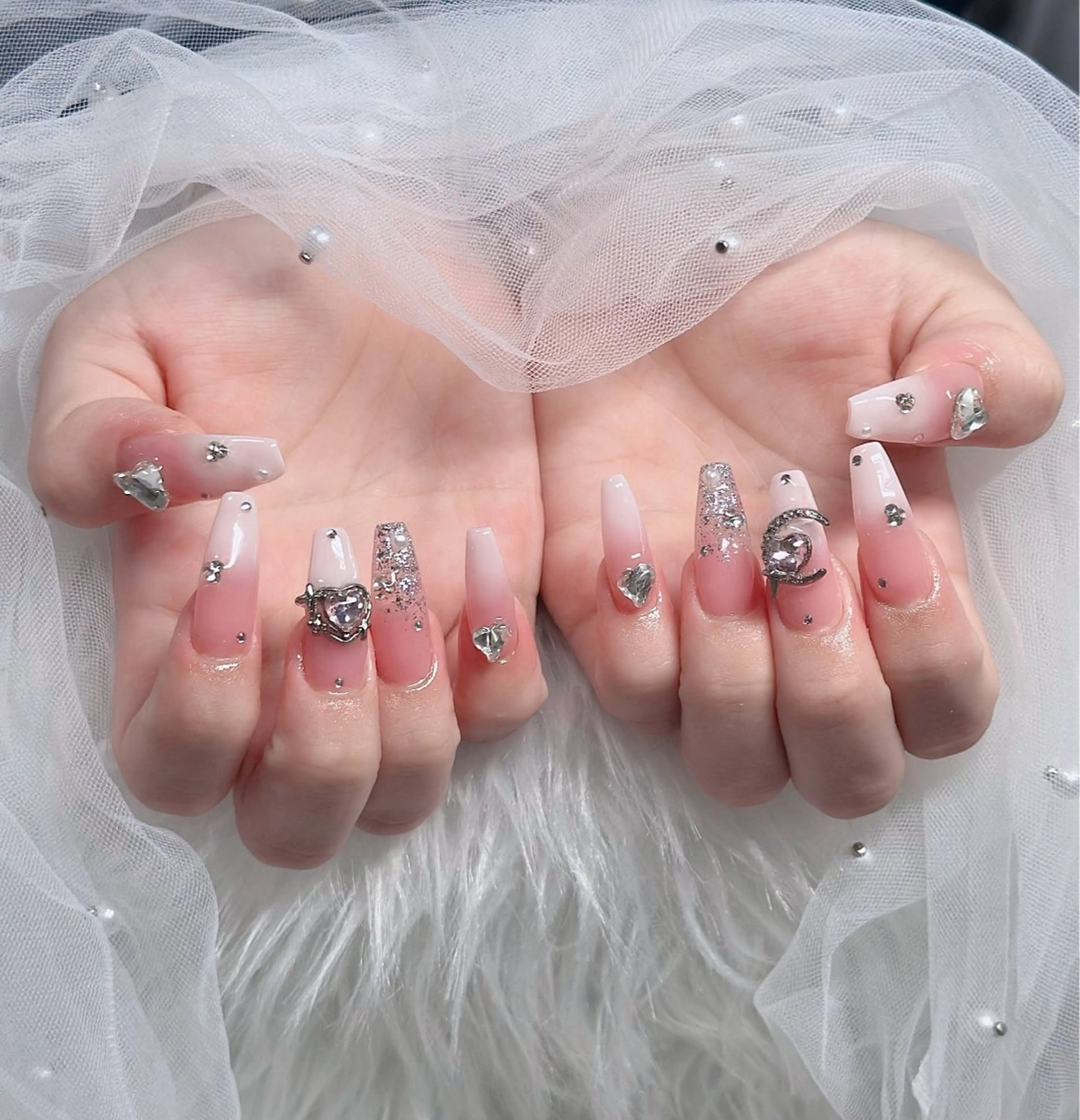 ネイル ハート キラキラネイル リボン ハンドネイル キノコ H.babynailのネイルデザイン