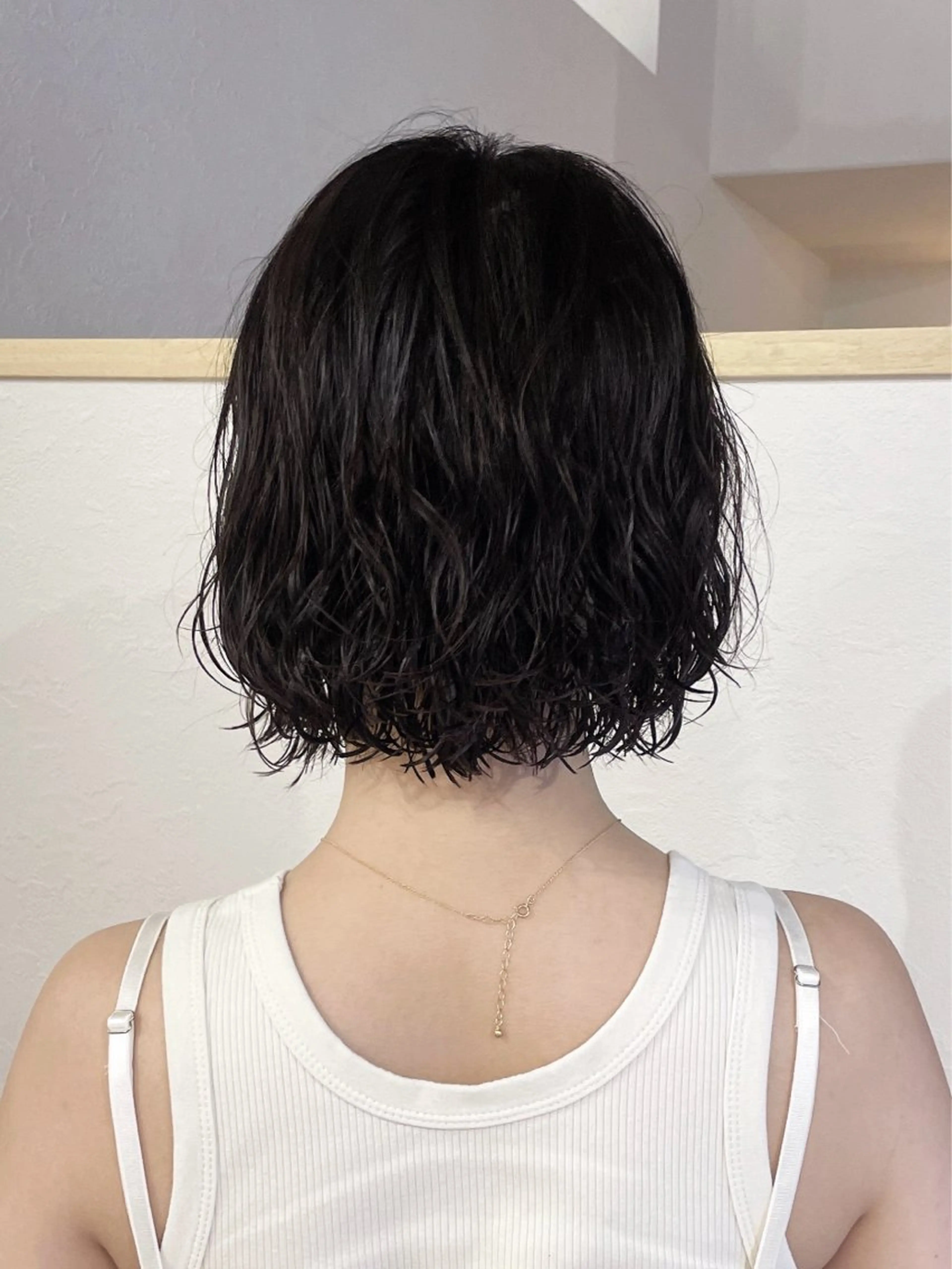 ショート ボブ パーマ ボブ/ショート/ 高発色カラー/満里奈のヘアスタイル