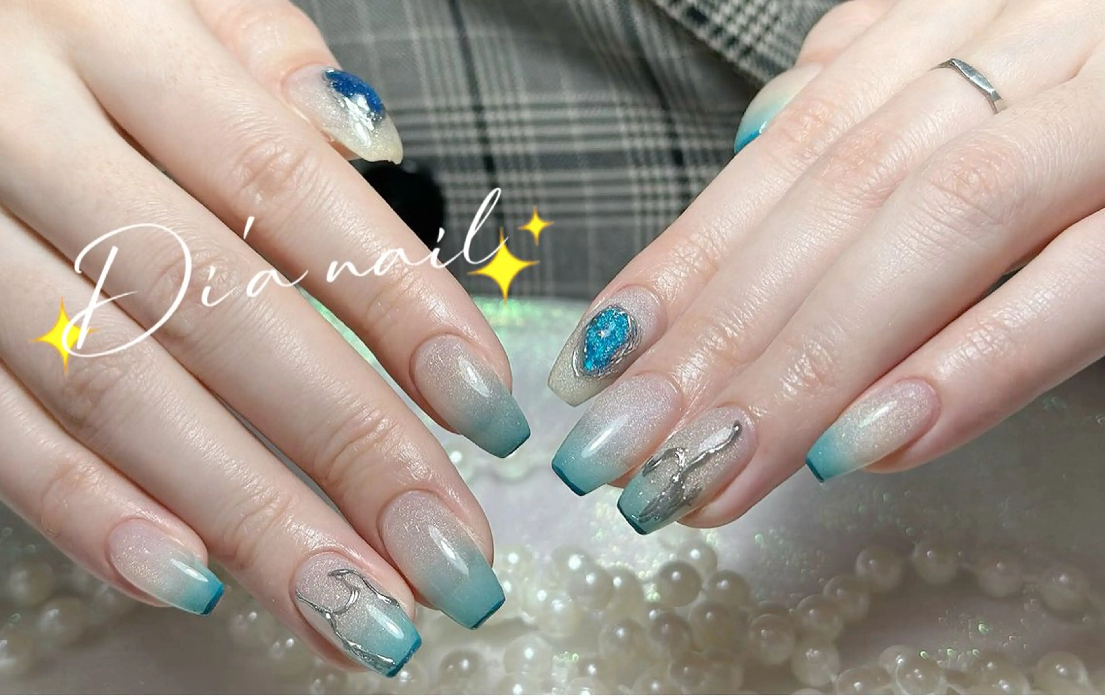 ネイル チークネイル ジェルネイル グラデーション マグネットネイル ニュアンスネイル Di'a nail ネイルサロンのネイルデザイン
