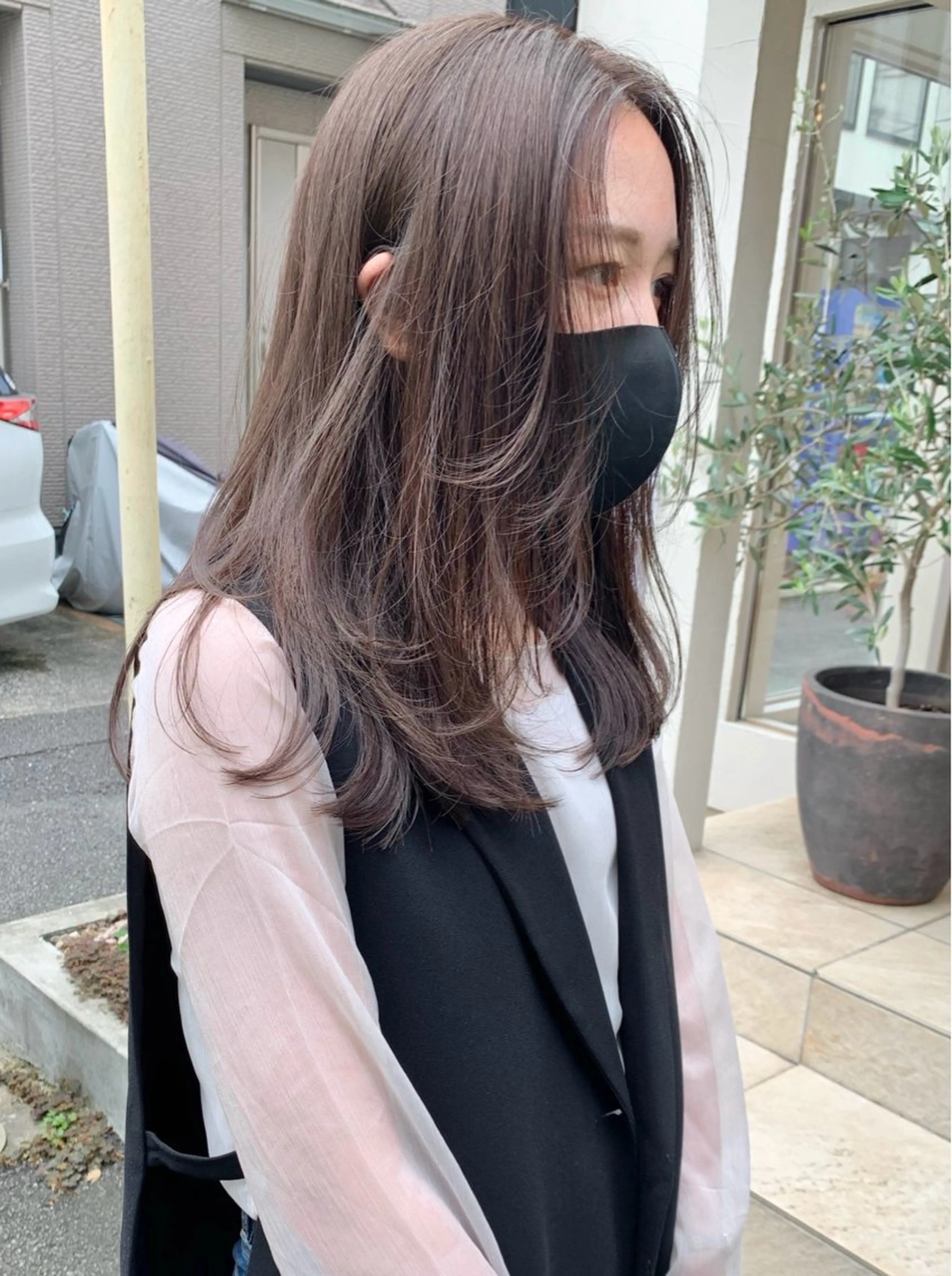 セミロング カラー ブラウンカラー ラベンダーカラー ラベンダーブラウン 顔周りカット レイヤーカット カット ヘアカラー トリートメント レイヤーカット🪄 耳ツボ🎀Ayumiのヘアスタイル