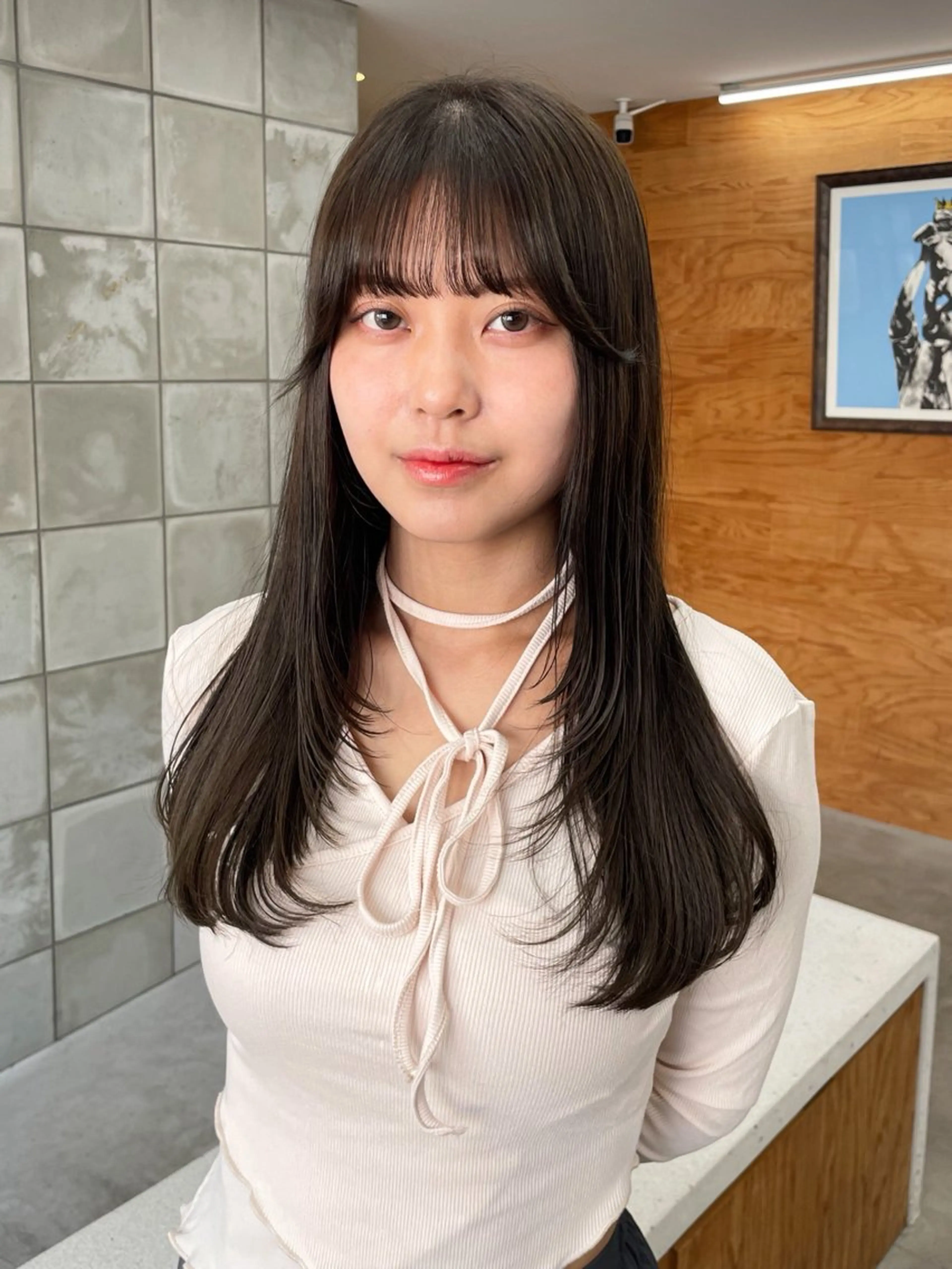 ミディアム レイヤーカット ローレイヤー 榛葉 夢乃のヘアスタイル