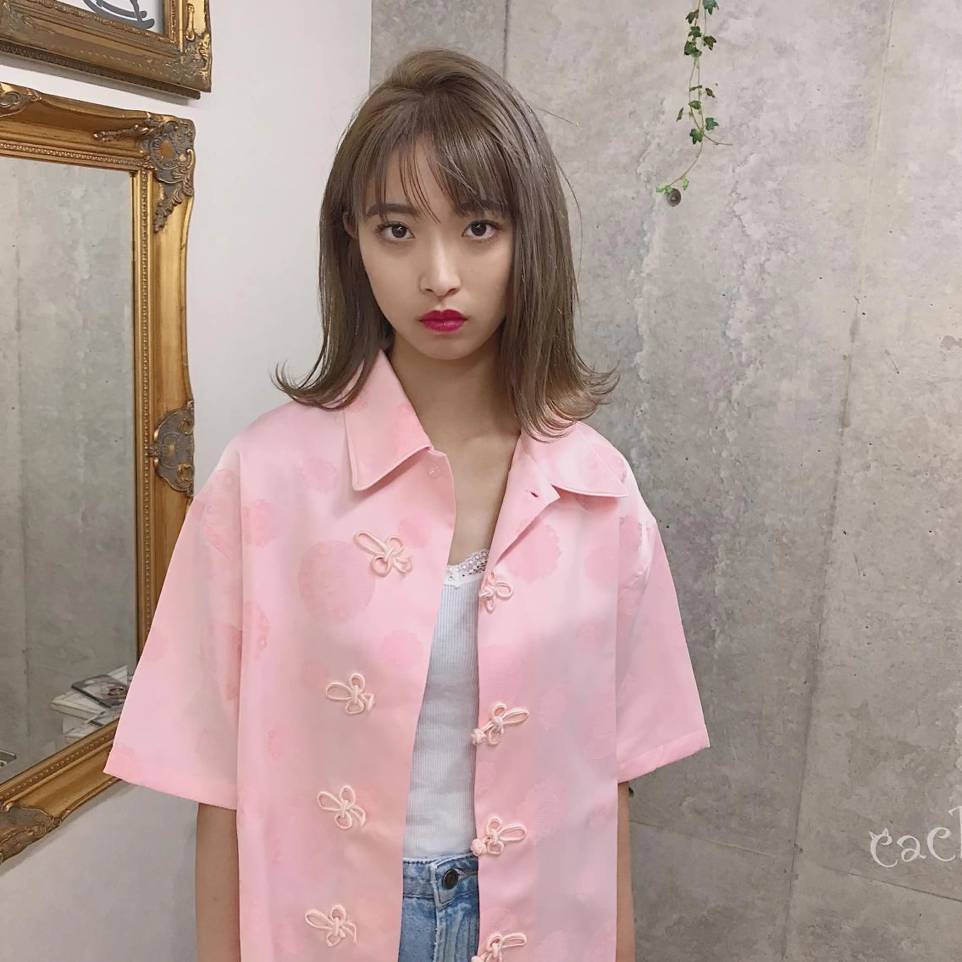 ミディアム 及川 光のヘアスタイル