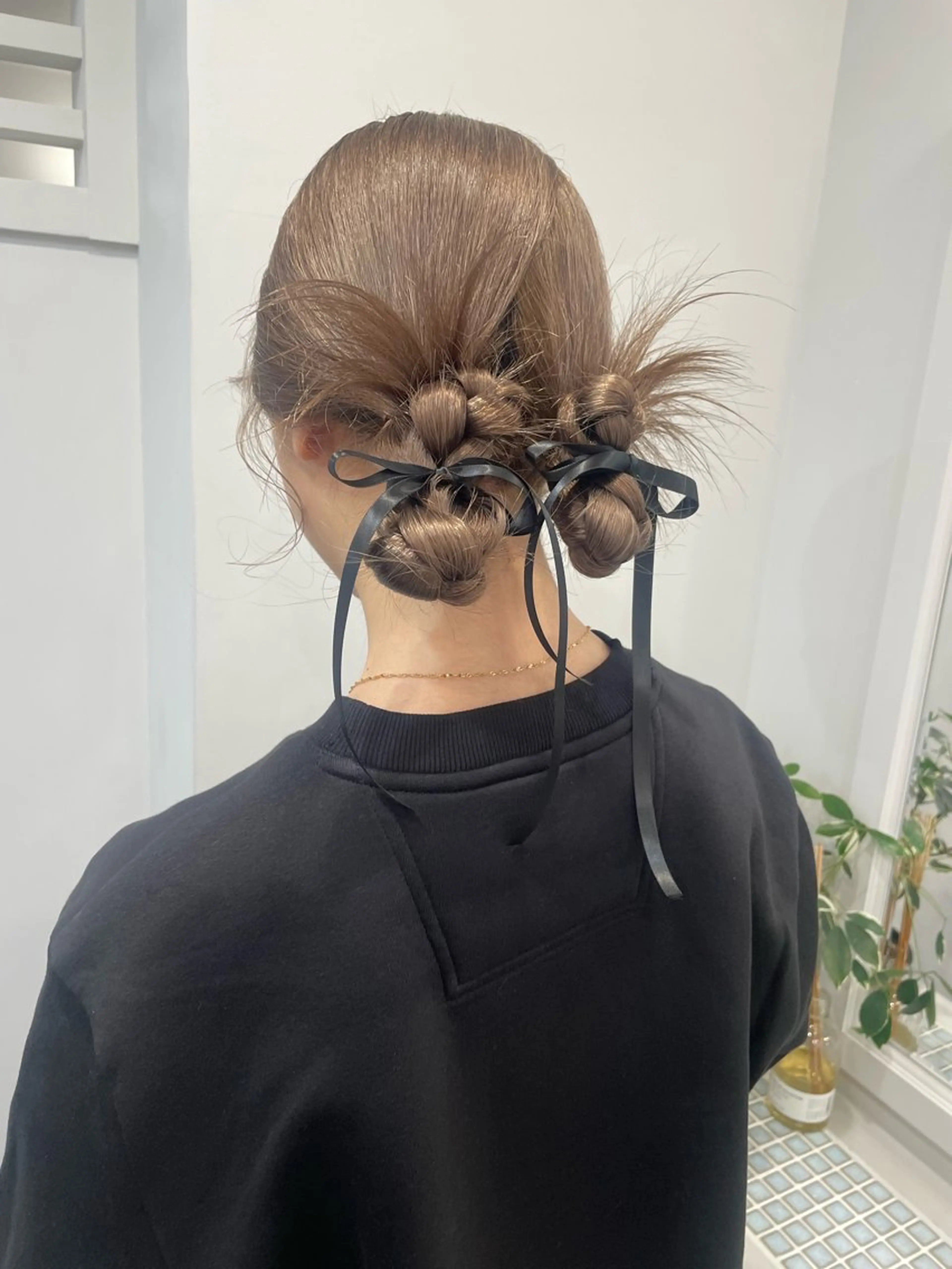 セミロング カラー ミストバング ベージュカラー ブリーチ ケアブリーチ ダブルカラー ヘアカラー トリートメント ダブルカラーVia/ airi♡のヘアスタイル