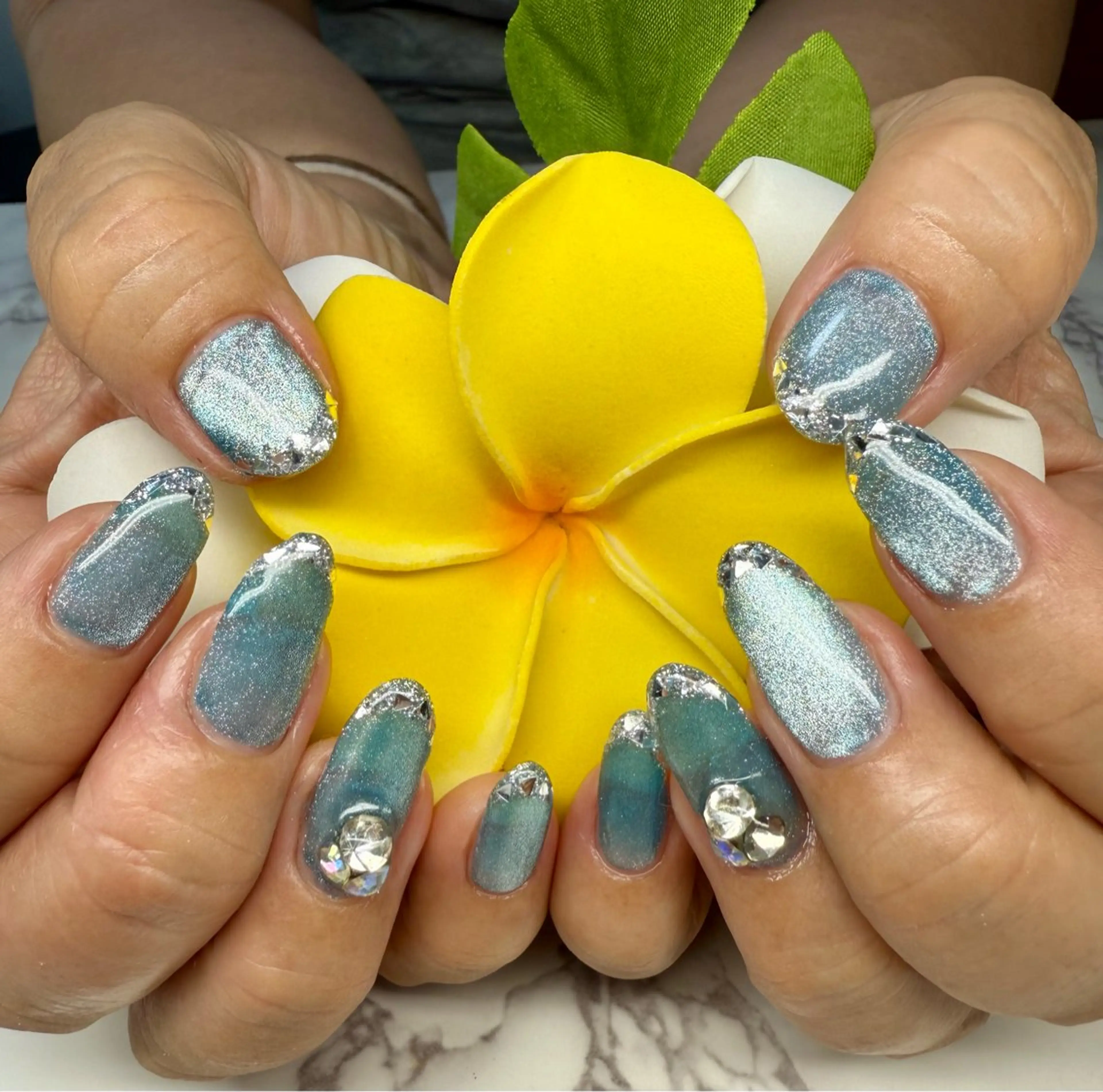 ネイル アートネイル チークネイル フレンチネイル 氷ネイル・うるうるネイル キラキラネイル M.N_ nailのネイルデザイン