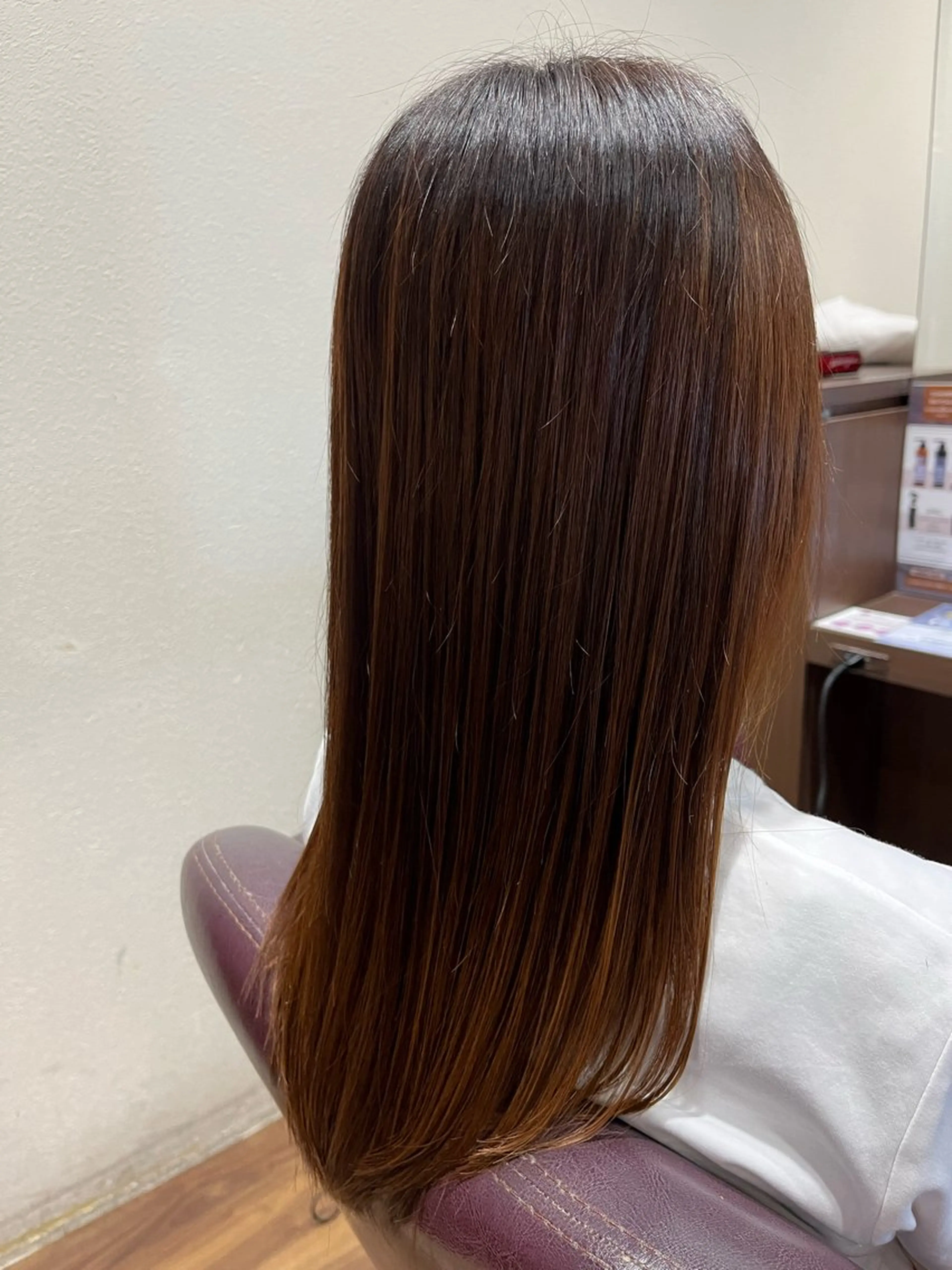 セミロング 髪質改善 縮毛矯正 松崎 崇のヘアスタイル