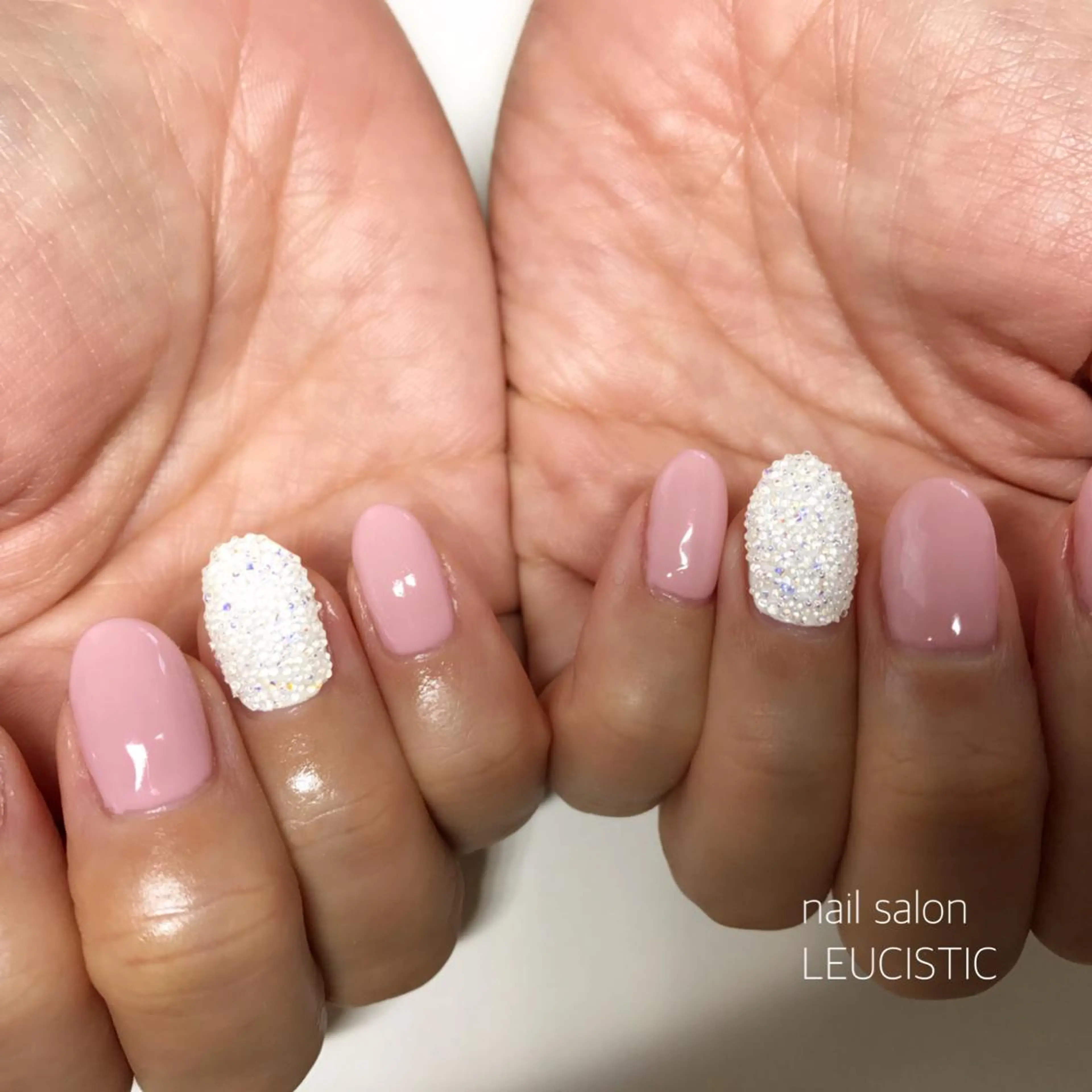 ネイル キラキラネイル 美時雨・bishigure所属・美時雨 bishigureのエステ・リラクイメージ