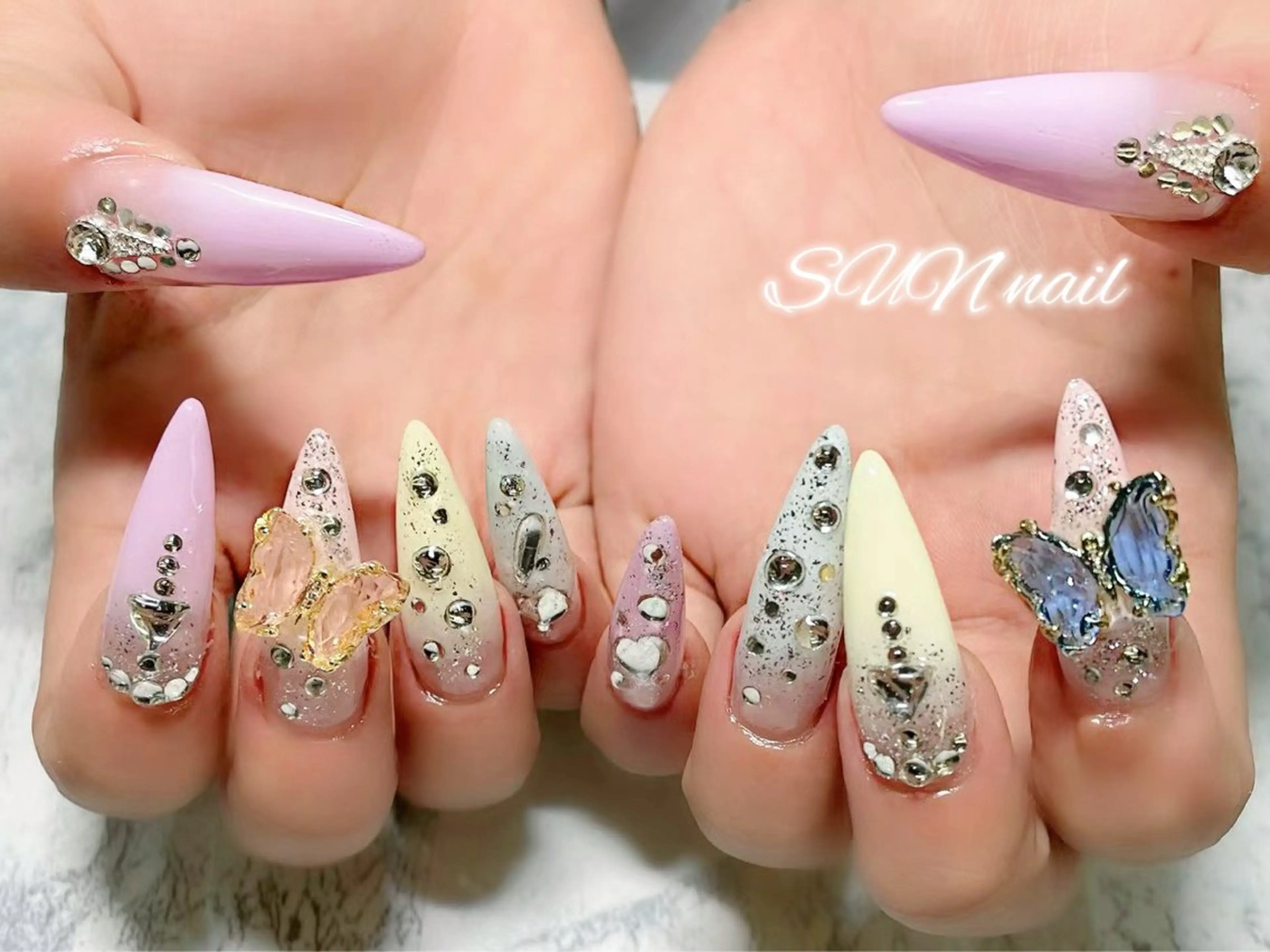 ネイル SUN nail上本町のネイルデザイン