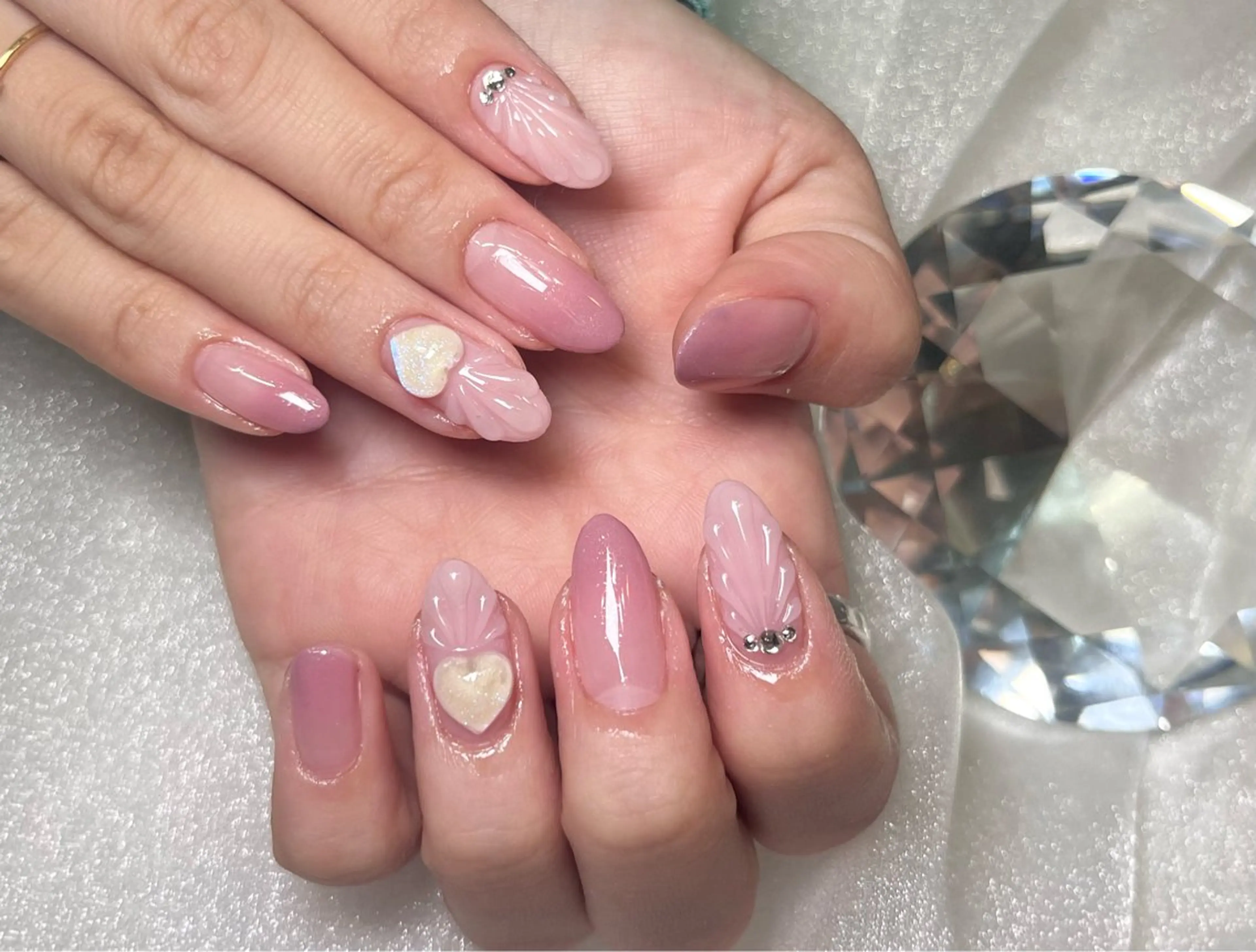 4本アート付き無料モデル💅🏻オフあり🙆‍♀️(ジェルオフ・スカオフ！◎)オフがない方受け付け不可❌の写真