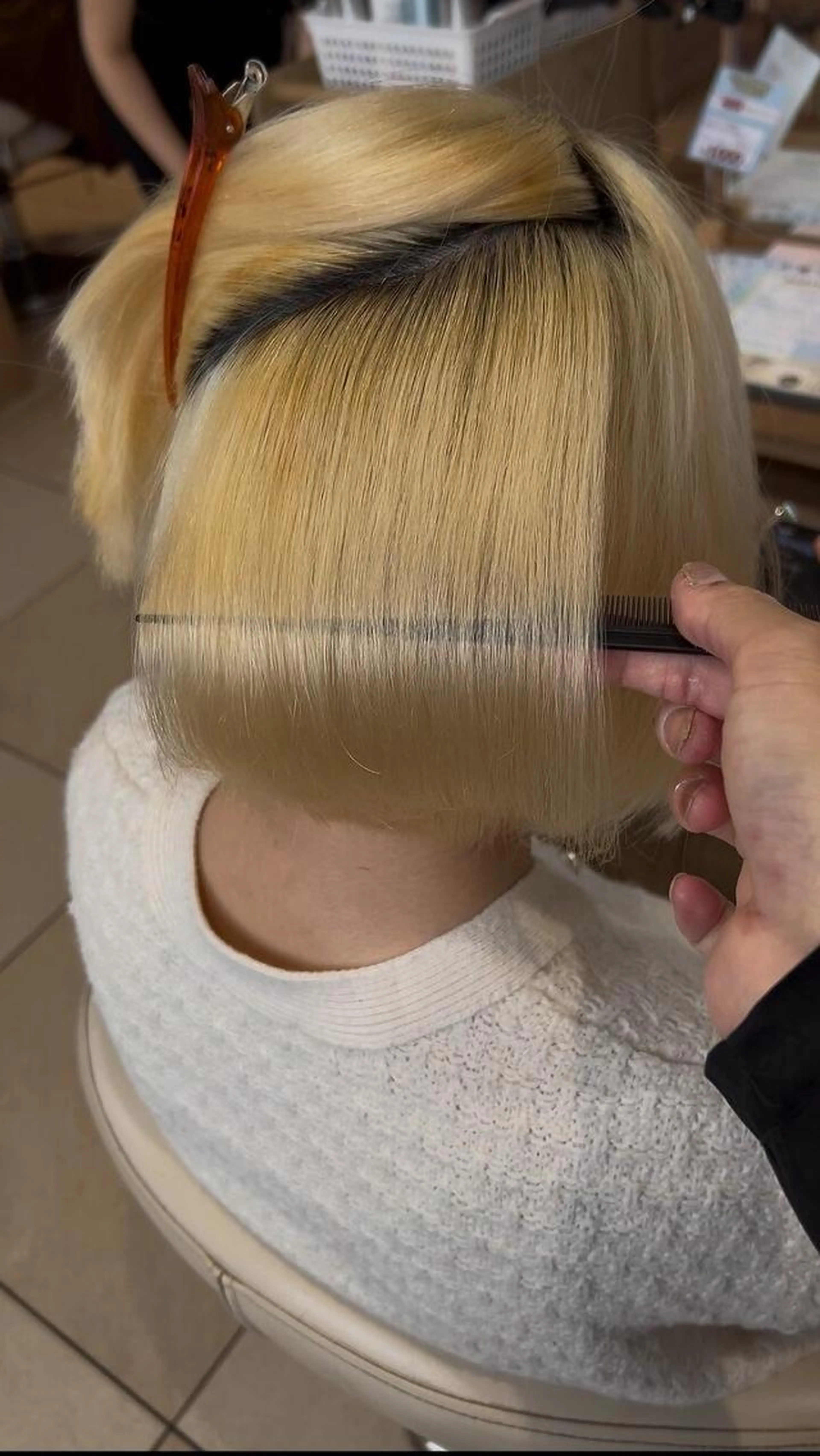 ブリーチ＋カラー（ブリーチしたことない方）整えカット付きの写真
