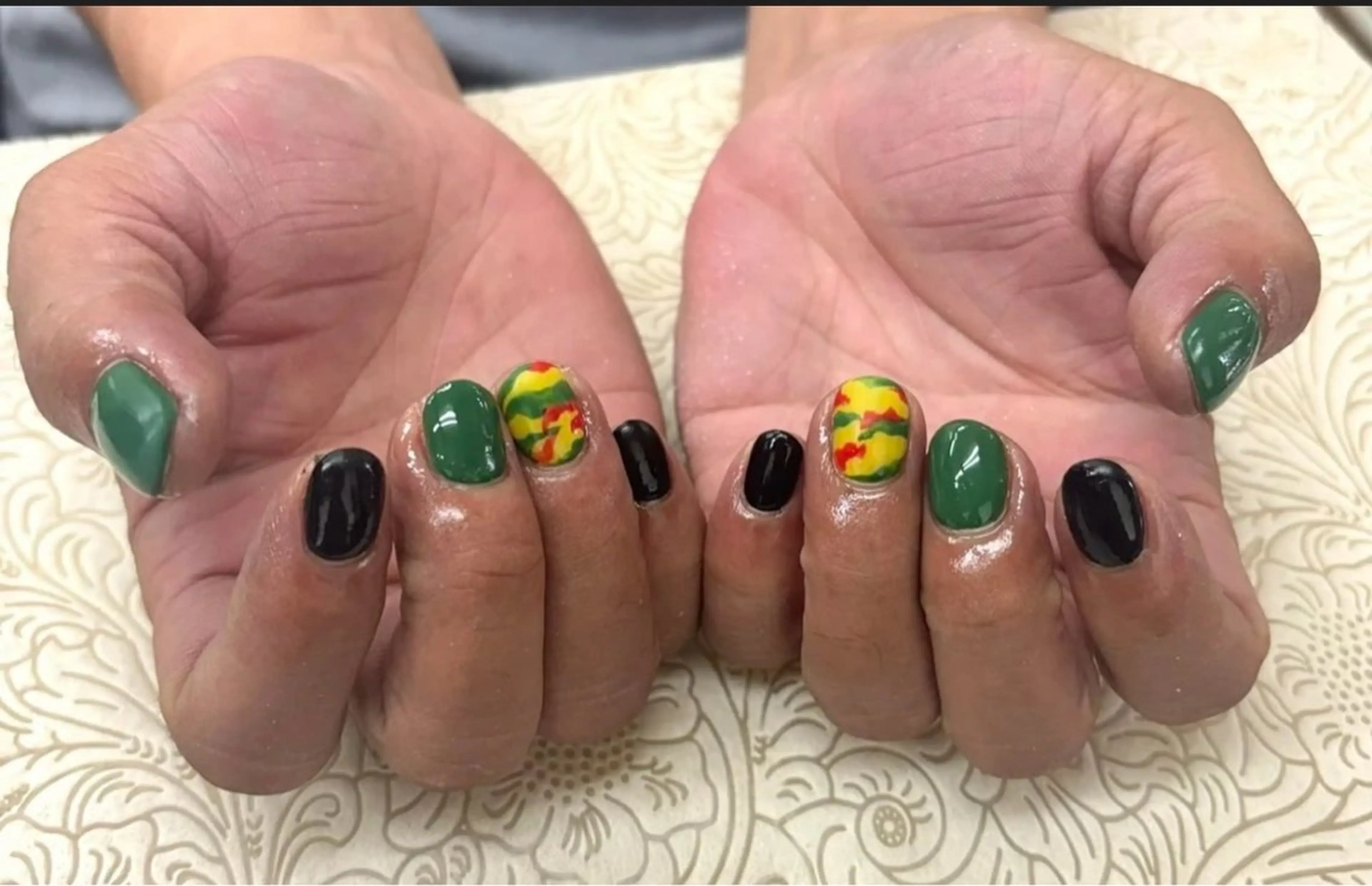 ネイル フラワーネイル ハンドネイル precious nail room所属・precious nail  roomのネイルデザイン