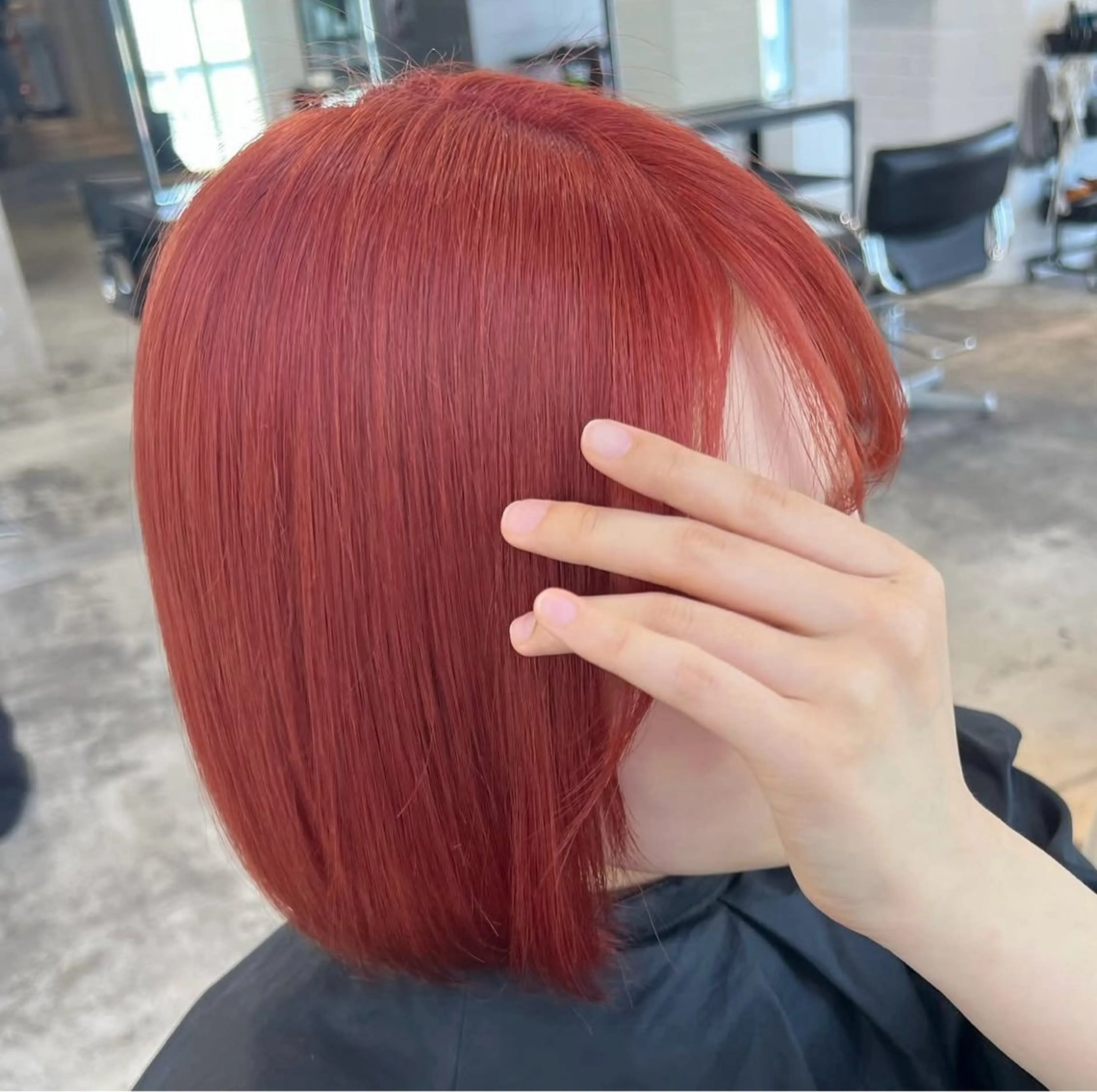 セミロング カラー ブリーチ レッドカラー ヘアカラー トリートメント 🌼動き×透明感🩵 ハイトーン/ナナのヘアスタイル