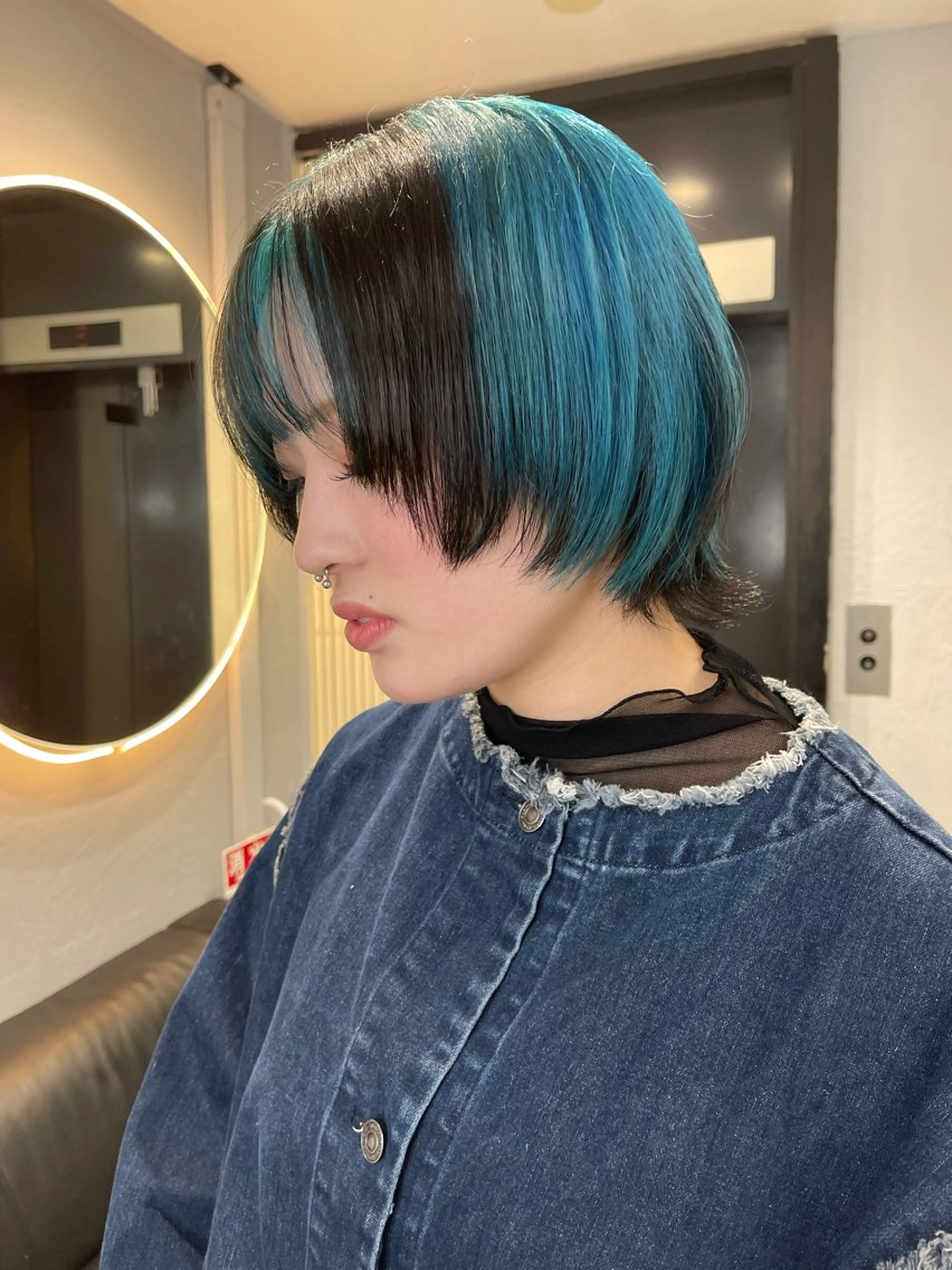 ショート カラー ブリーチ ケアブリーチ デザインカラー ダブルカラー イヤリングカラー ヘアカラー トリートメント 宮崎　達也 ブリーチ／レイヤーのヘアスタイル