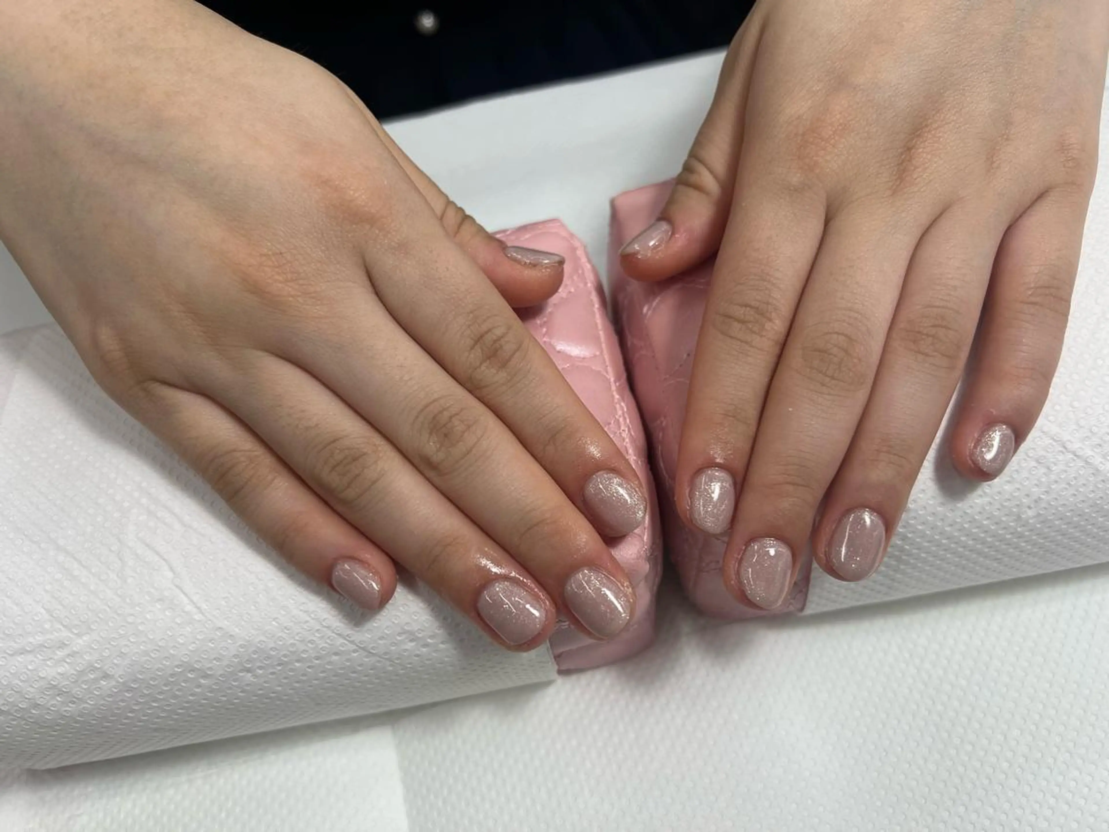 ネイル ラメ(グリッター) ワンカラーネイル ピンク 【MAXKELLY】 Shiotaのネイルデザイン