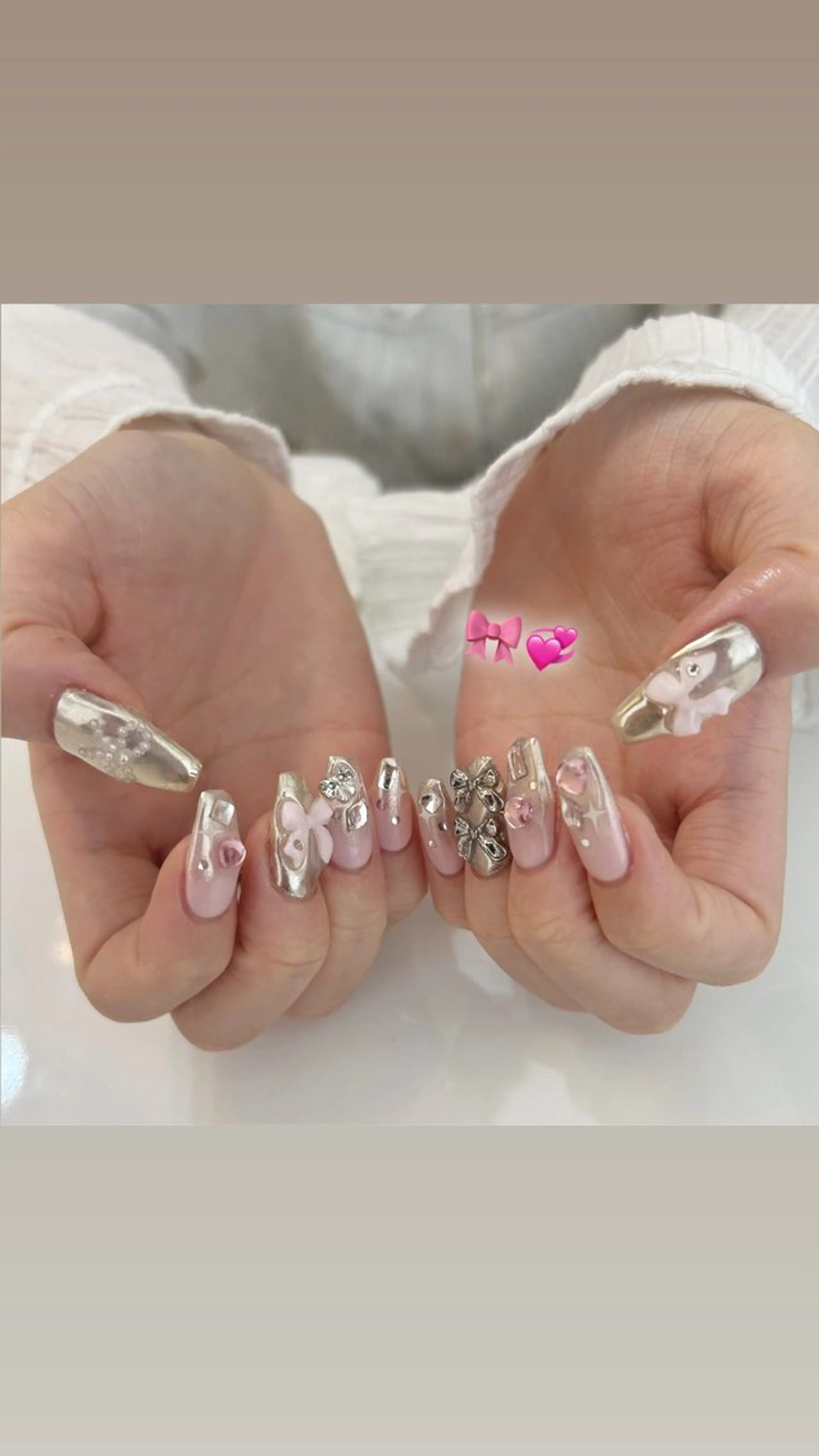 ネイル ハンドネイル ViViA momokaのネイルデザイン