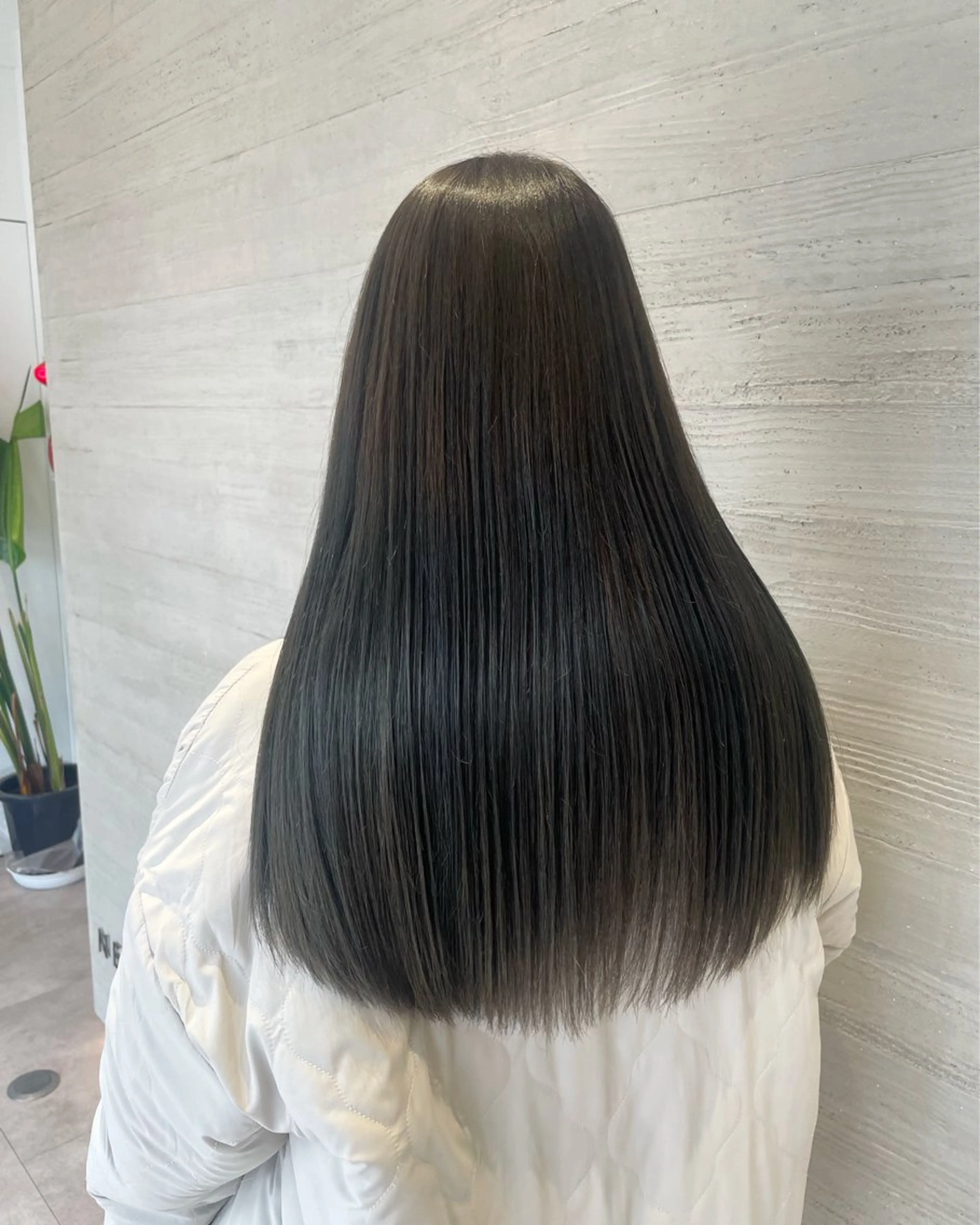 ロング カット ヘアカラー NEST by chord （ネストバイコード）所属・🤍関根 朋香🤍のヘアスタイル