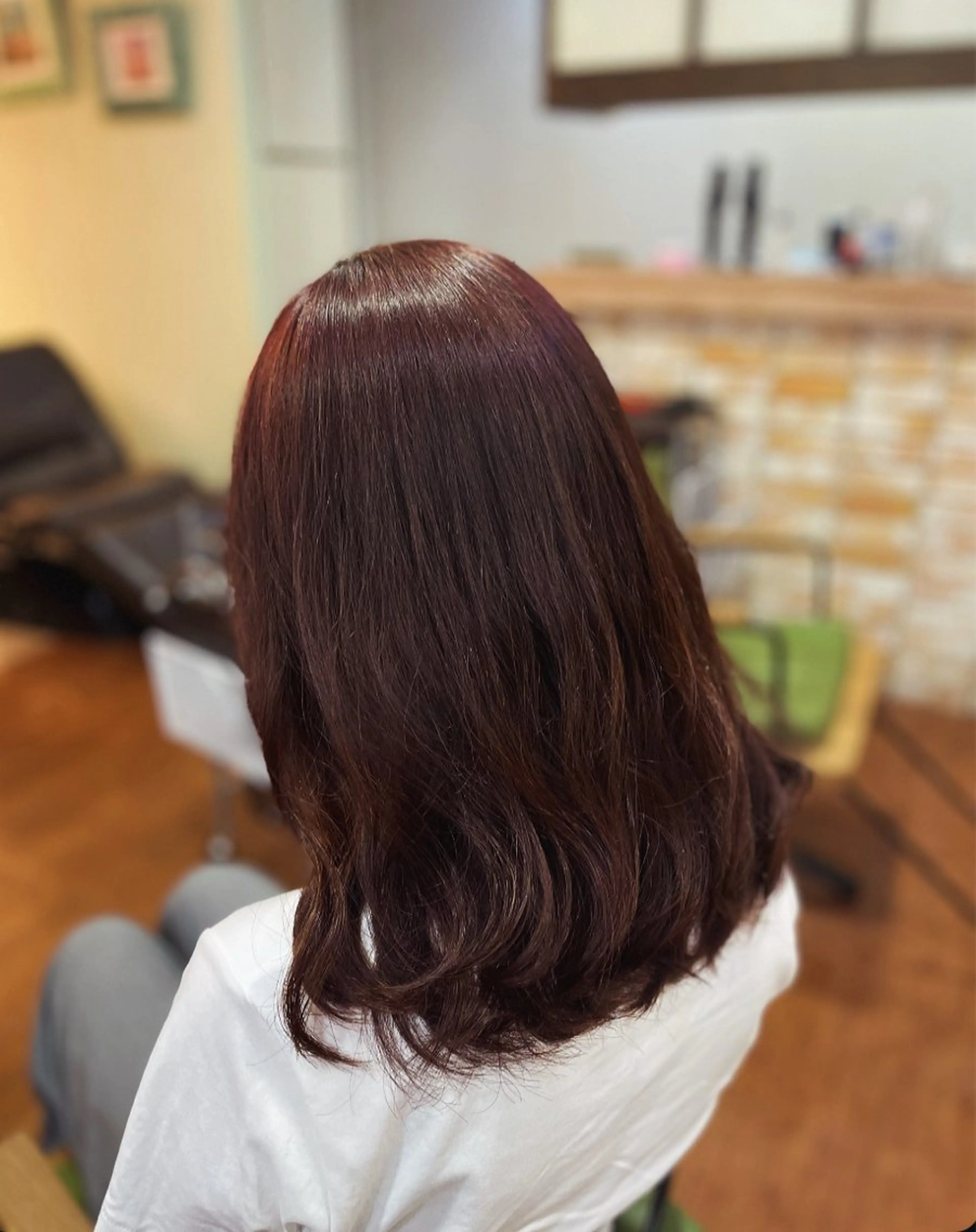 セミロング ヘアカラー 馬越 優のヘアスタイル